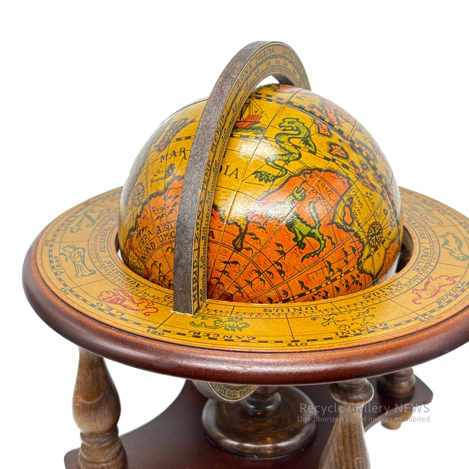 Antique-style globe featuring the twelve signs of the Zodiac Italy / アンティーク地球儀 黄道十二星座 イタリア製
