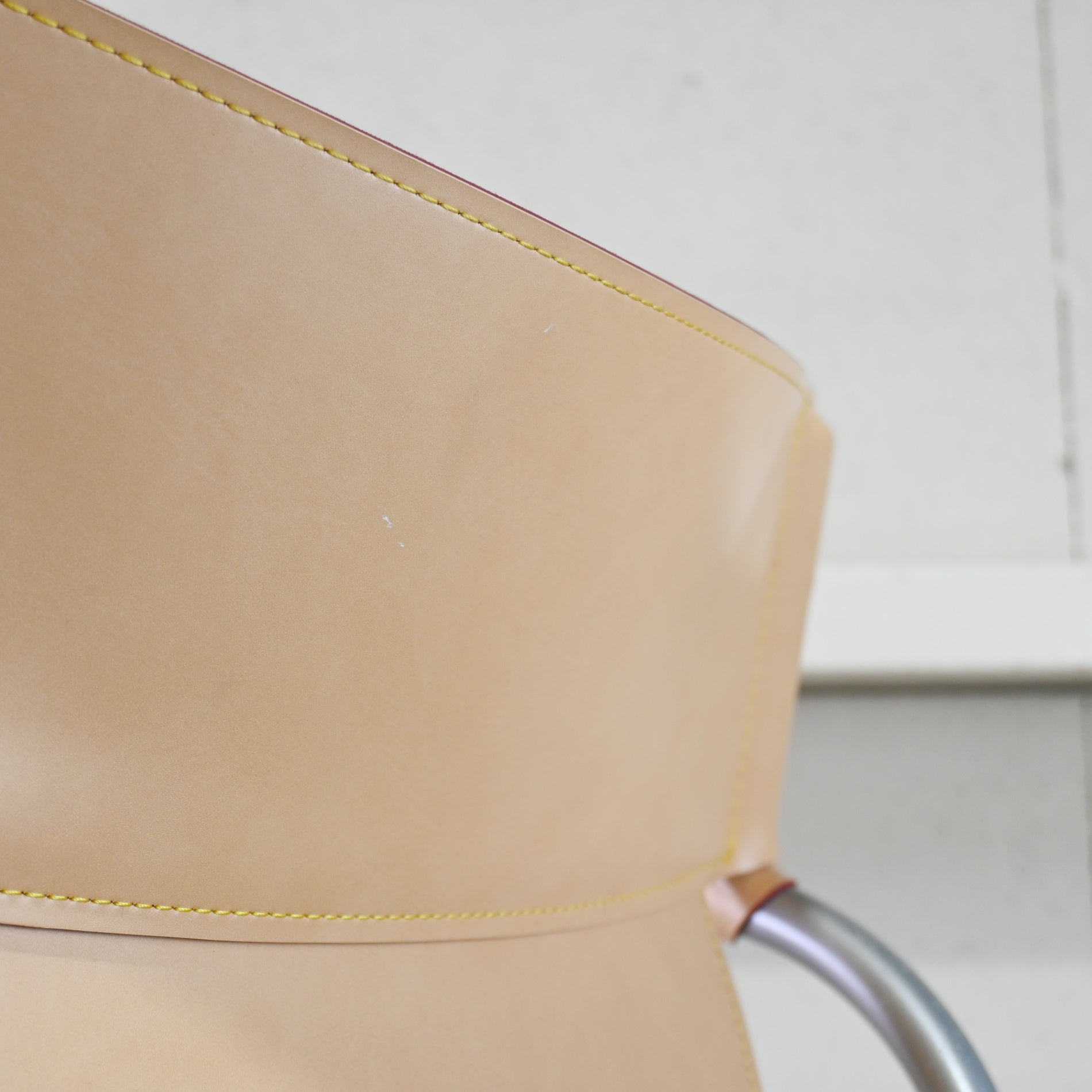 Karimoku XT4300AJ Office chair Desk chair Genuine tanned leather Japan / カリモク家具 本革 ヌメ革 デスクチェア 事務椅子