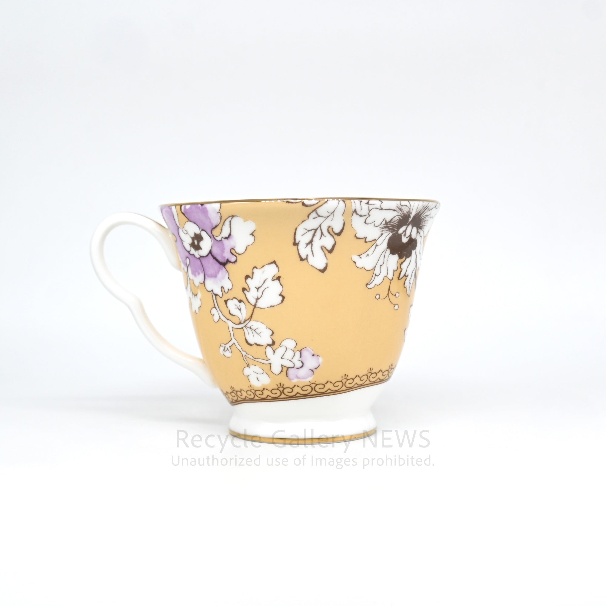 WEDGWOOD "Butterfly Bloom" C&S Vintage Inspired Collectible Bone China Pink Yellow Floral Design / ウェッジウッド "バタフライブルーム" カップ&ソーサー ボーンチャイナ 蝶モチーフ フローラルデザイン 英国食器