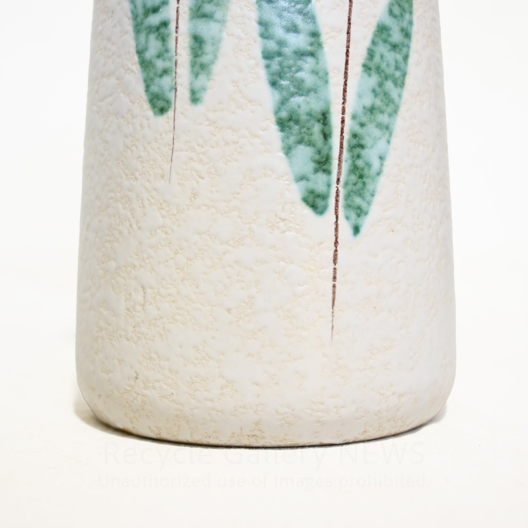 West German Flower Vase Tulip pattern  1950s-1960s Vintage / 西ドイツ製 花瓶 チューリップ柄 推定1950〜60年代 ヴィンテージ