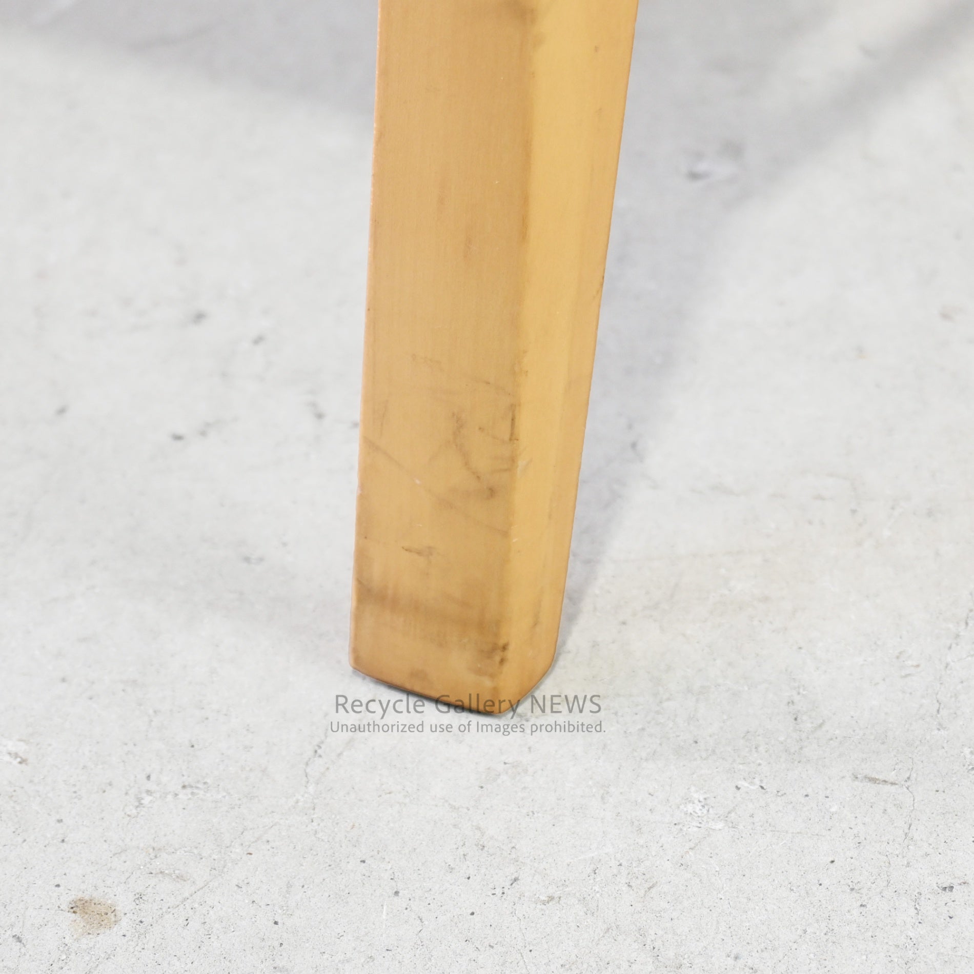 Karimoku Wooden Chair Japanese Scandinavian Inspired Natural Design / カリモク 椅子 木製 日本 北欧テイスト ナチュラルデザイン