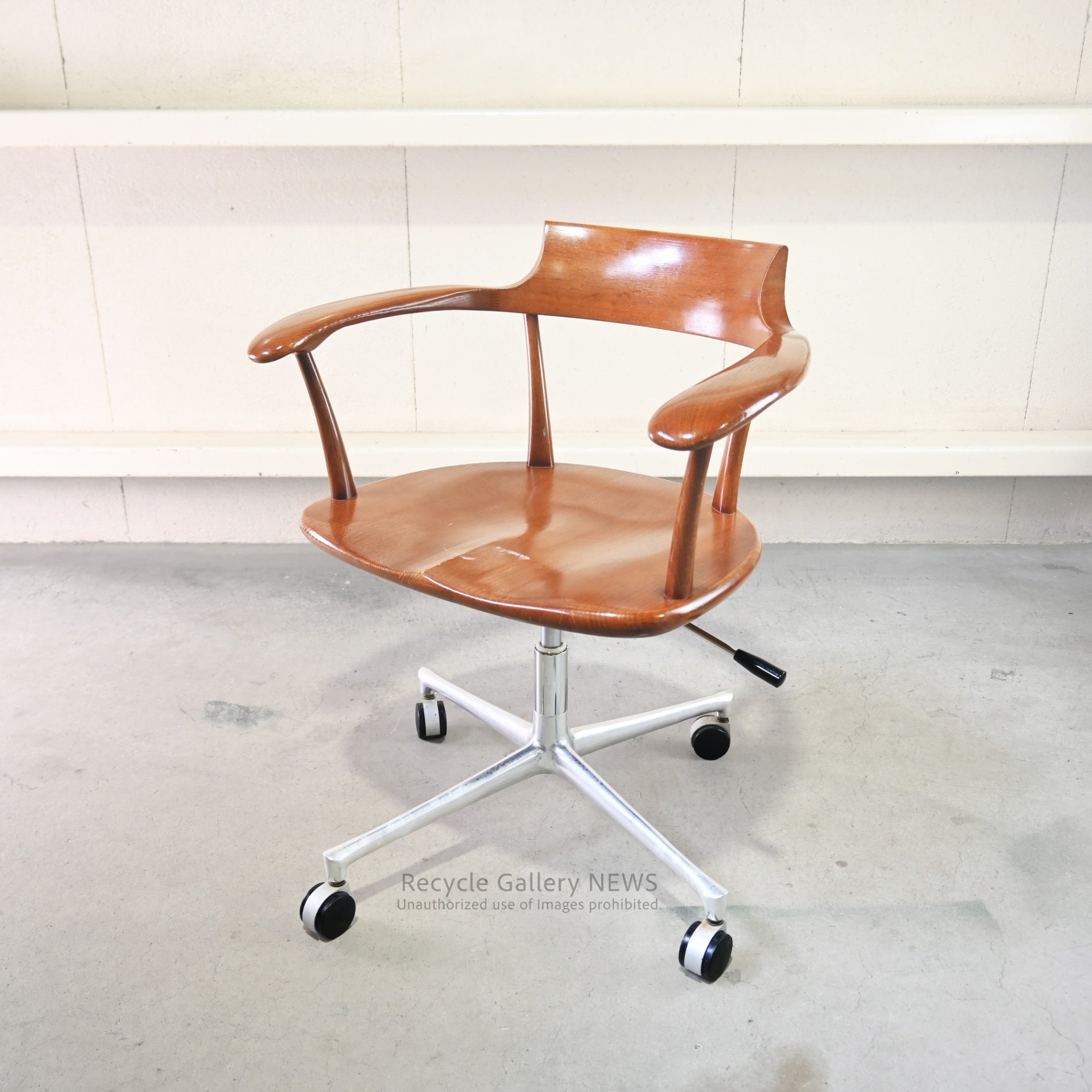 Hida Sangyo CRESCENT Desk Chair Solid Wood Bentwood Made in Japan / 飛騨産業 クレセントデスクチェア 日本 無垢材 曲木