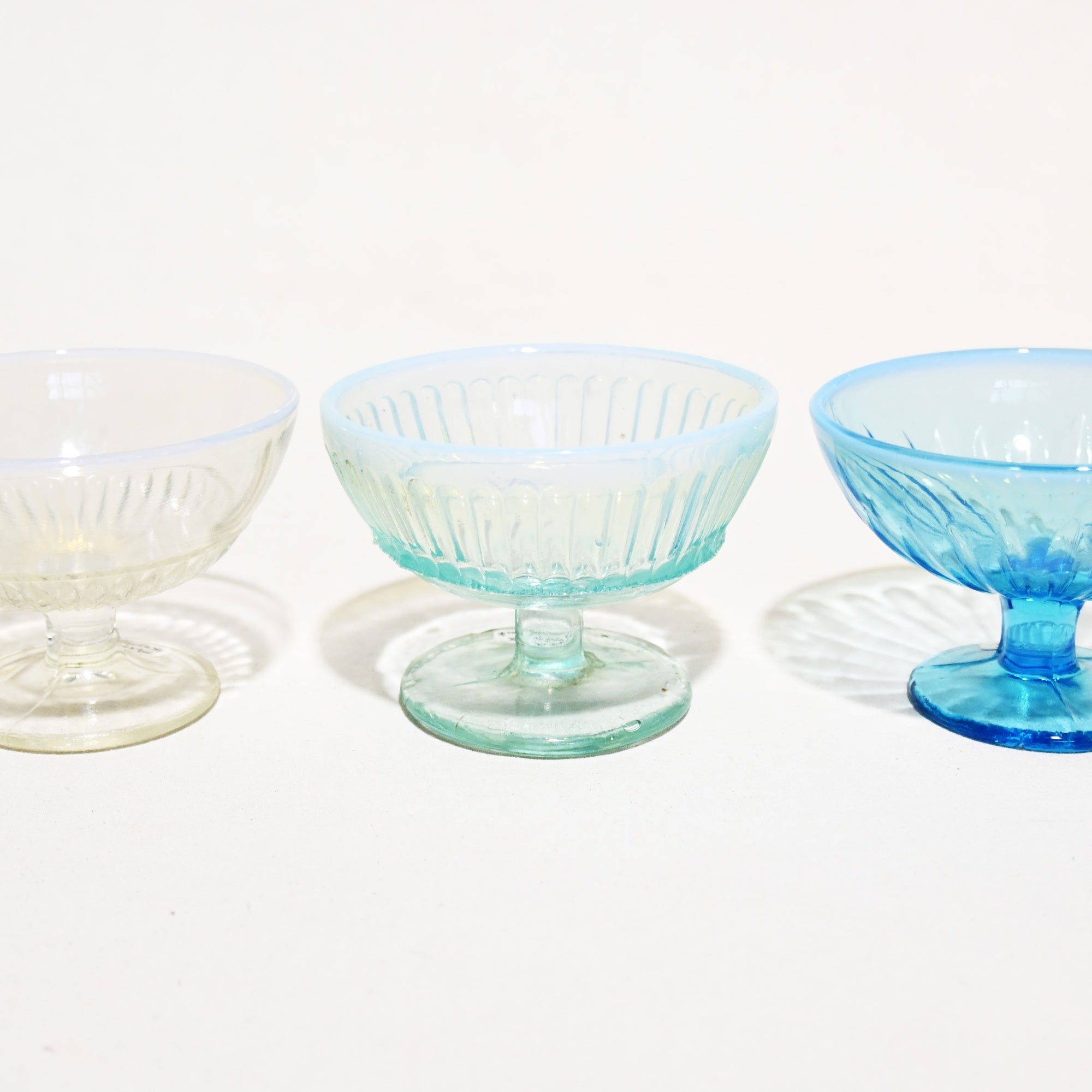 Vintage Press Glass Japanese Glass Ice Cup Ramune soda blue Color Retro / ヴィンテージ プレスガラス 和ガラス 氷コップ ラムネ色 レトロ