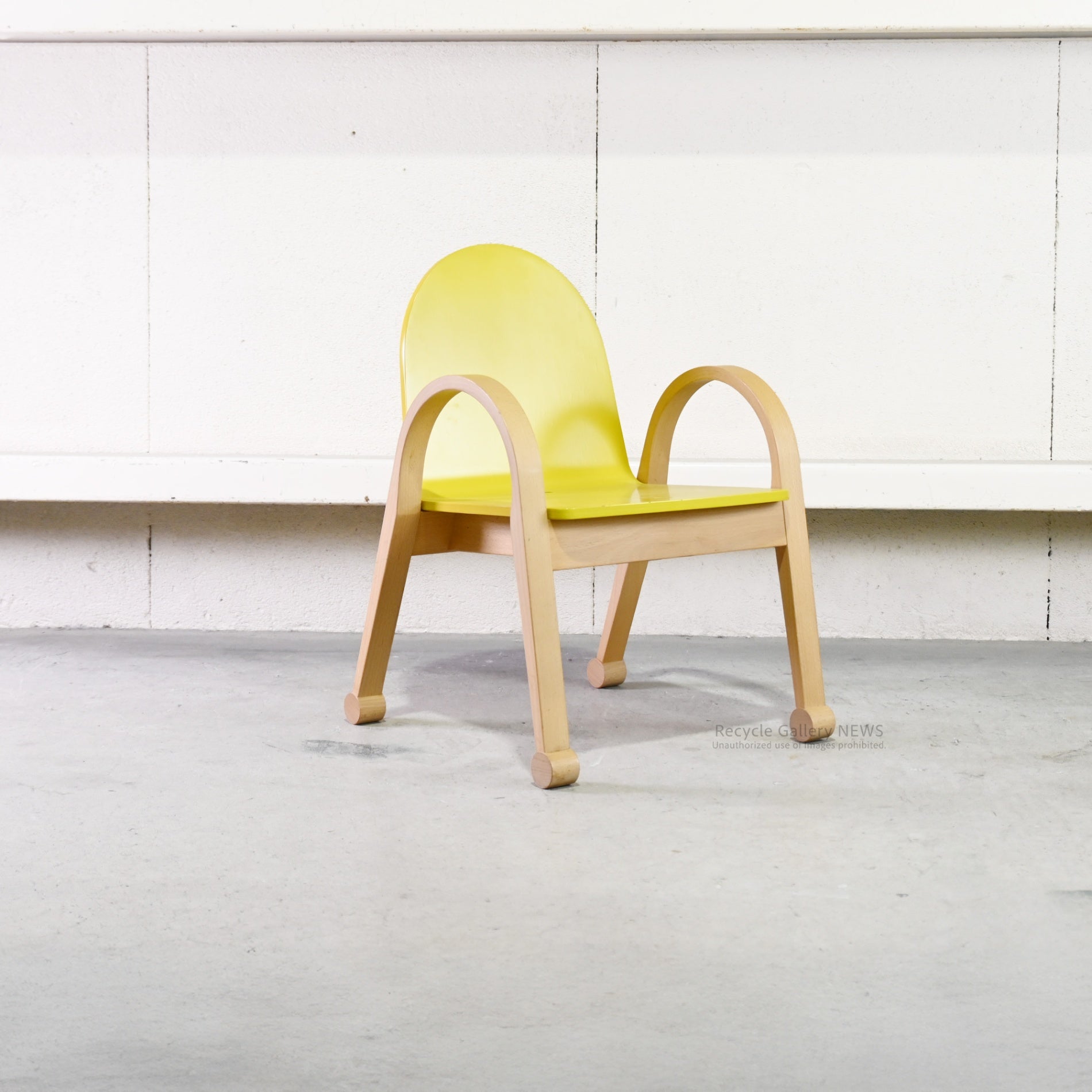 Nisshin Mokko ac-cent Kids chair Yellow Japan / 日進木工 アクセント キッズチェア イエロー 日本