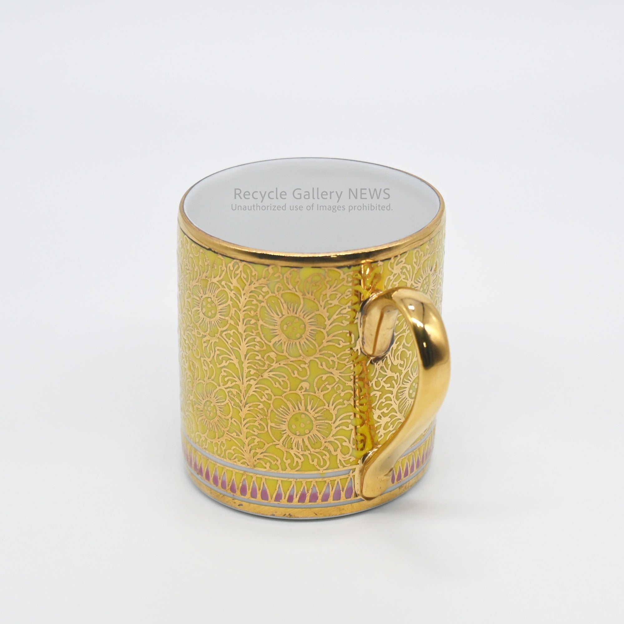 Thai Benjarong Cup & Saucer Gold Gilding Exotic Style Yellow / タイ陶磁器 ベンジャロン焼き C&S 金彩 エキゾチック イエロー