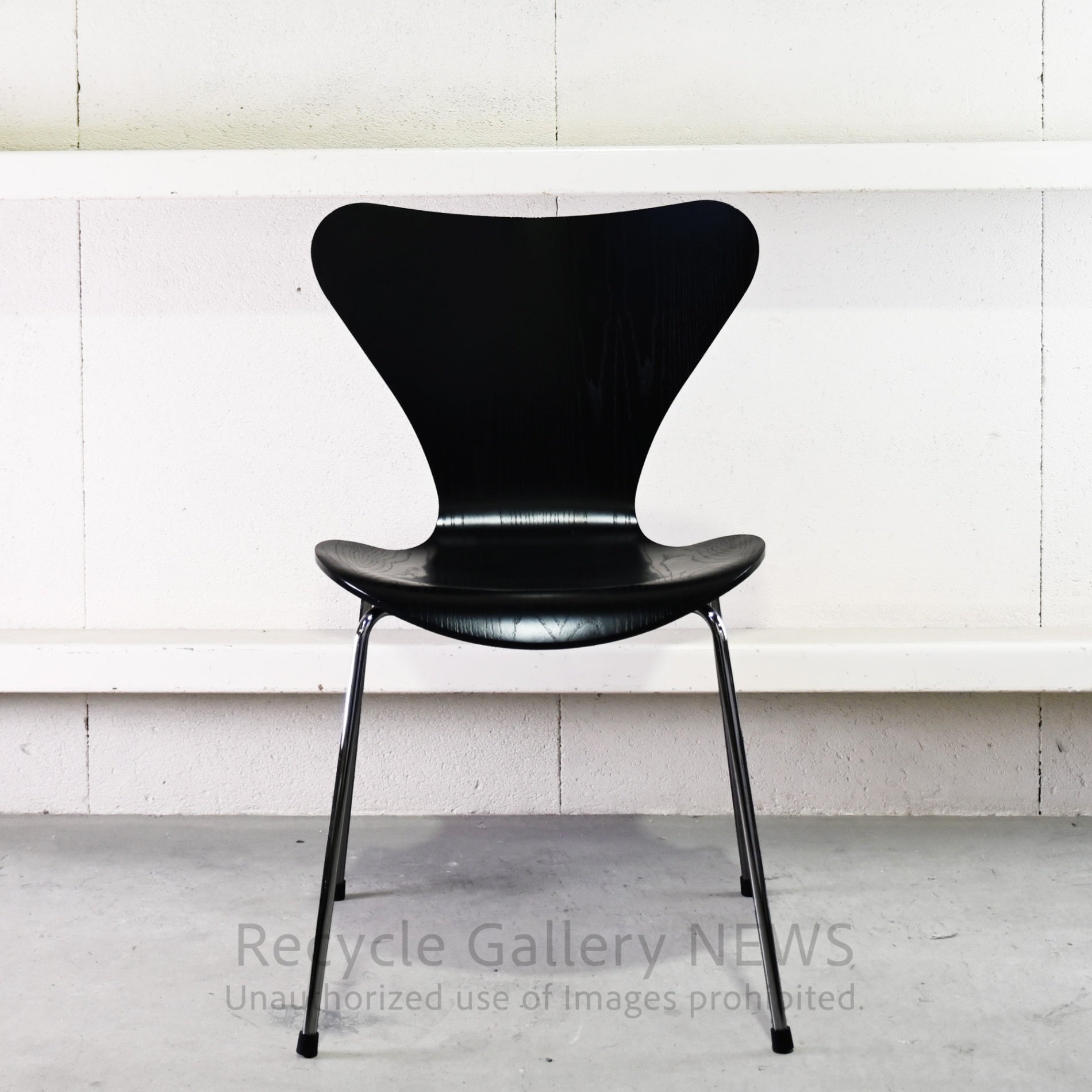 Fritz Hansen Series 7 Chair Black Nordic furniture / フリッツ 
