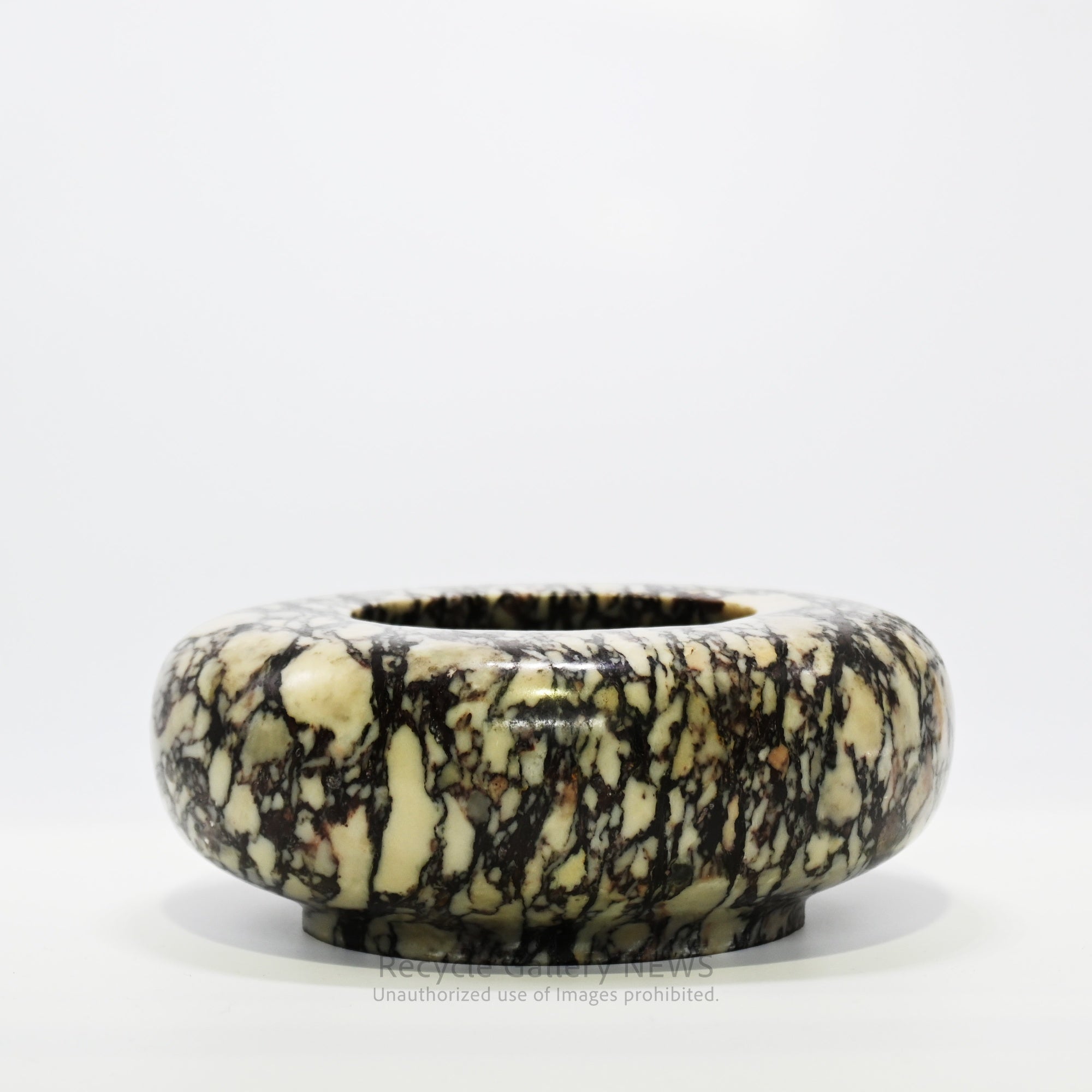 Marble Ashtray Black and White Natural Stone Accessory Tray / 大理石 灰皿 黒 白 マーブル 天然石 アクセサリートレー