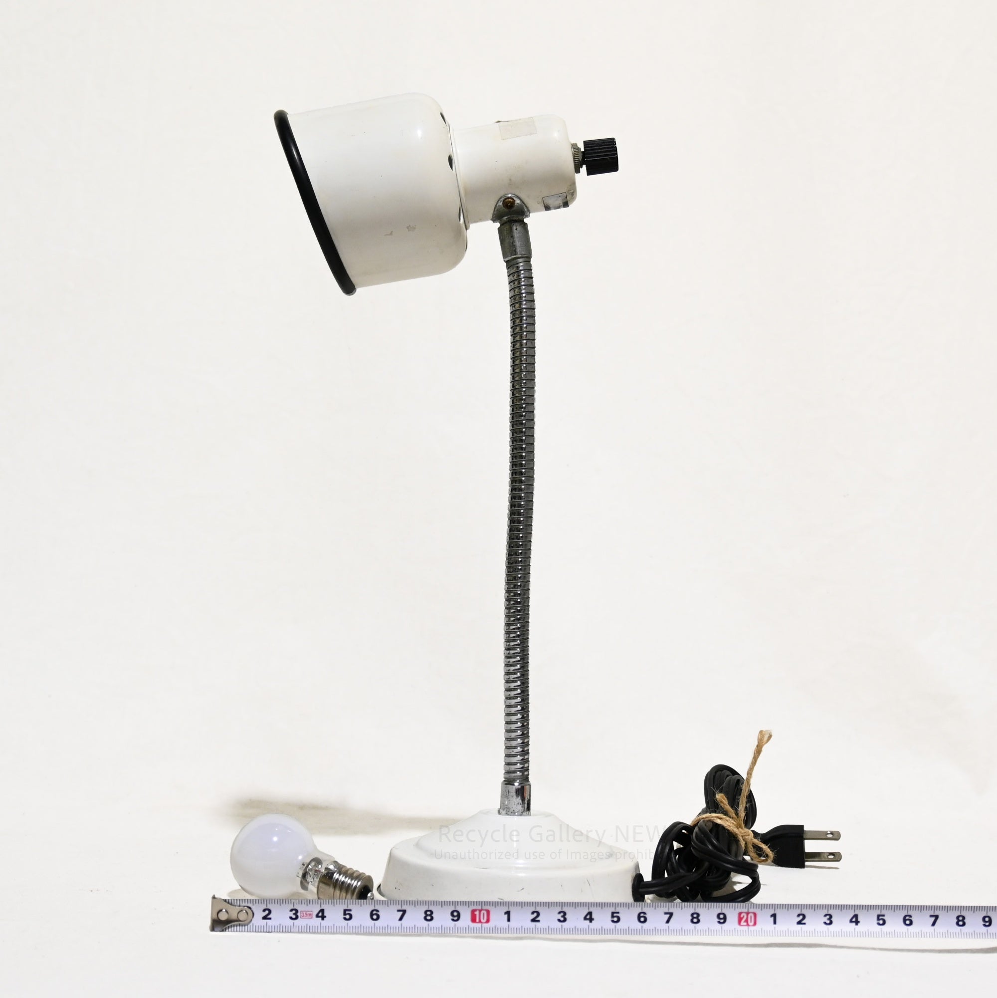 Tokyo Metal Industry Co., Ltd. Desk Light Japan Vintage Showa-Retro / 東京メタル工業株式会社 デスクライト 日本 ヴィンテージ 昭和レトロ