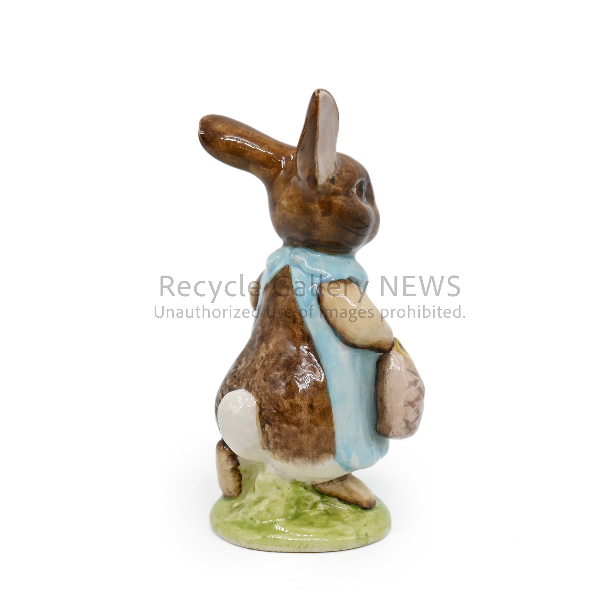 Beswick Peter Rabbit Flopsy Bunny Ceramic Figurine Brown Blue / ベスウィック ピーターラビット フロプシーバニー 陶器 フィギュリン ブラウン ブルー