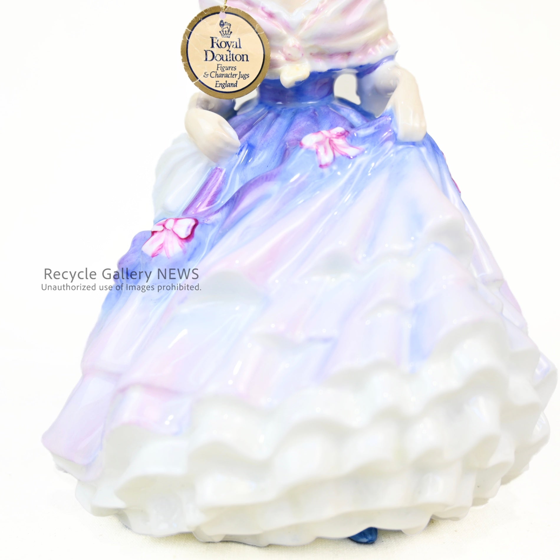 Royal Doulton Figurine Alice England ceramic / ロイヤルドルトン フィギュリン アリス イギリス 陶磁器