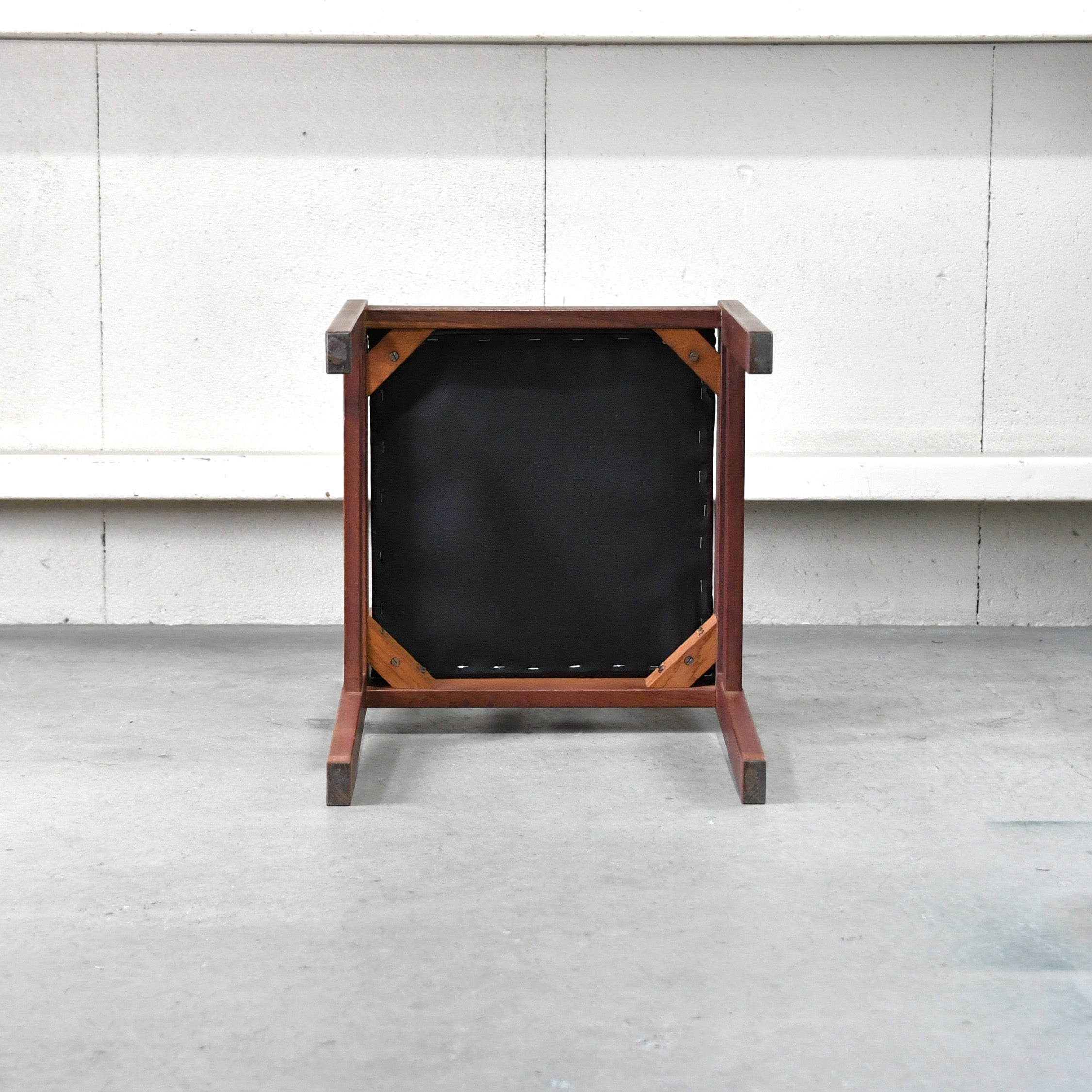 Japan vintage Teakwood Leather Dining chair ISETAN Department furniture Scandinavian design / ジャパンヴィンテージ チーク材 レザー ダイニングチェア 伊勢丹 北欧デザイン