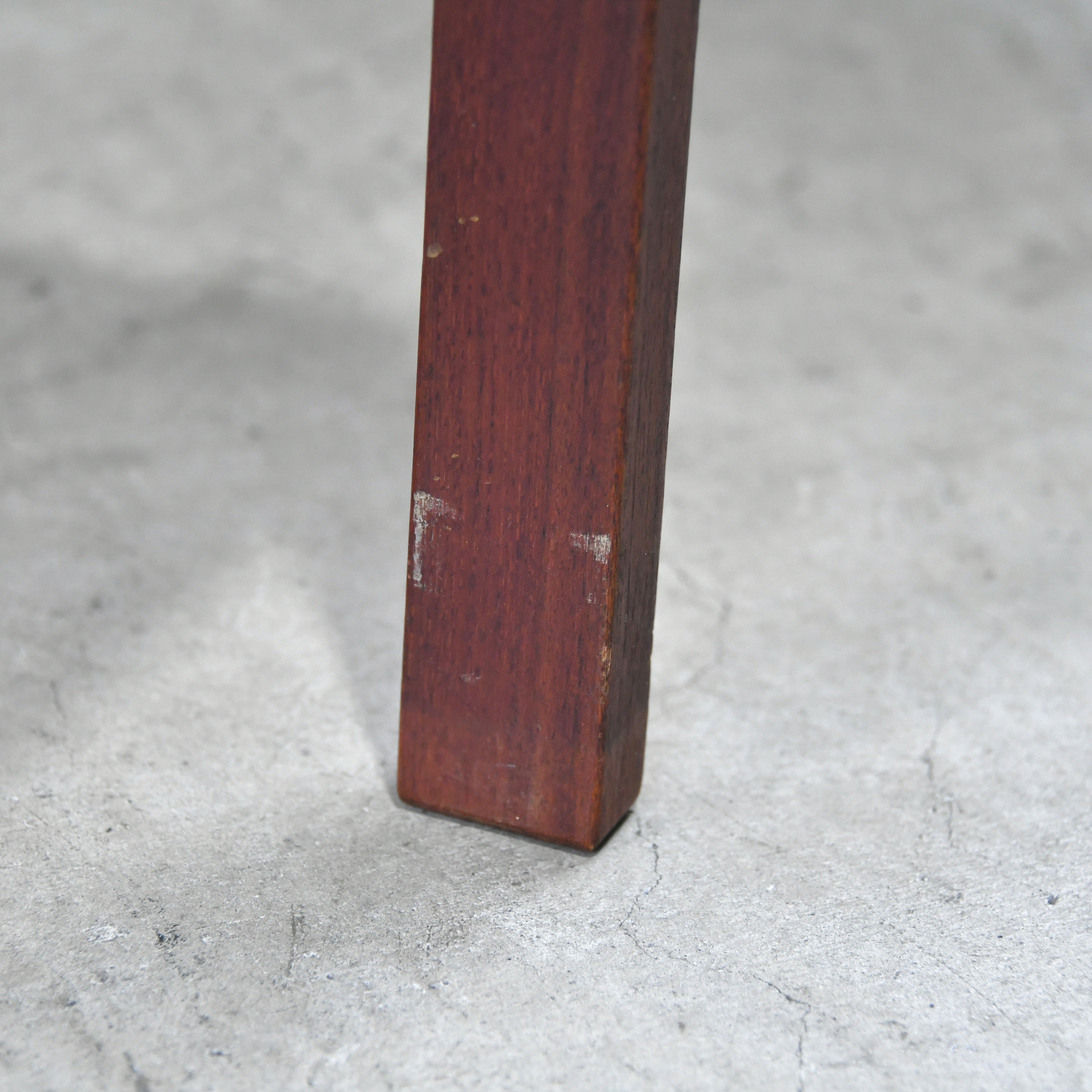 Japan vintage Teakwood Leather Dining chair ISETAN Department furniture Scandinavian design / ジャパンヴィンテージ チーク材 レザー ダイニングチェア 伊勢丹 北欧デザイン