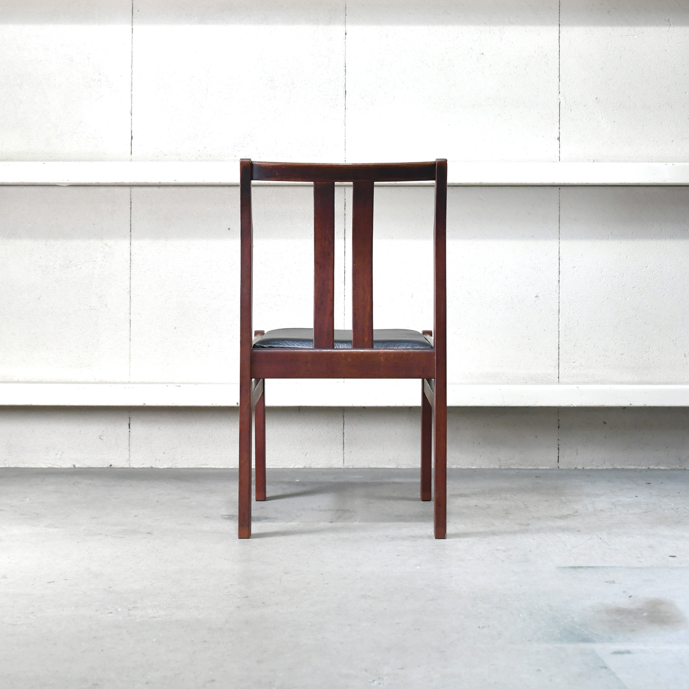 Japan vintage Teakwood Leather Dining chair ISETAN Department furniture Scandinavian design / ジャパンヴィンテージ チーク材 レザー ダイニングチェア 伊勢丹 北欧デザイン