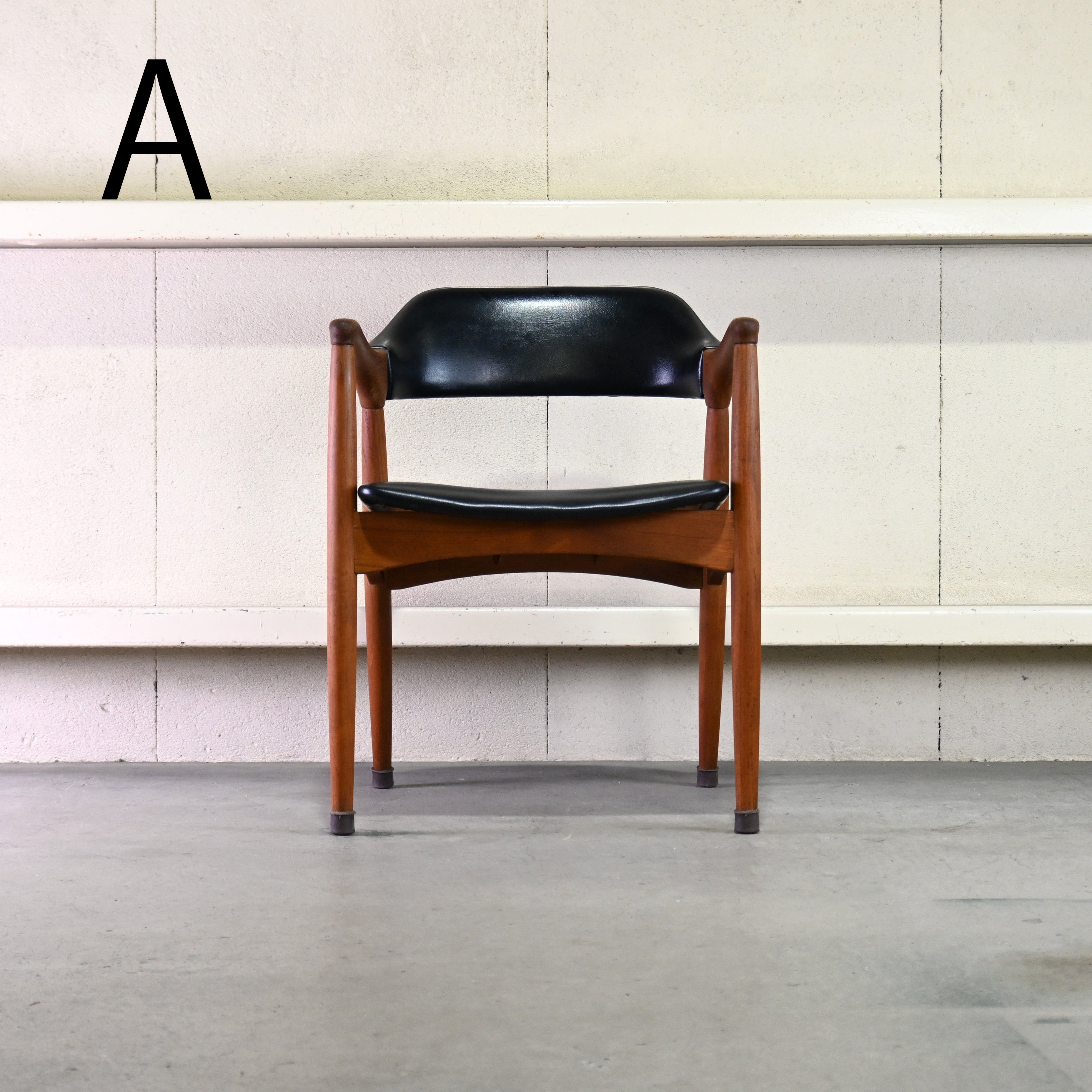 Tsuji mokko Arm chair Teakwood 1970's Japanese modern design / 辻木工 アームチェア チーク材 1970年代 ジャパニーズモダンデザイン