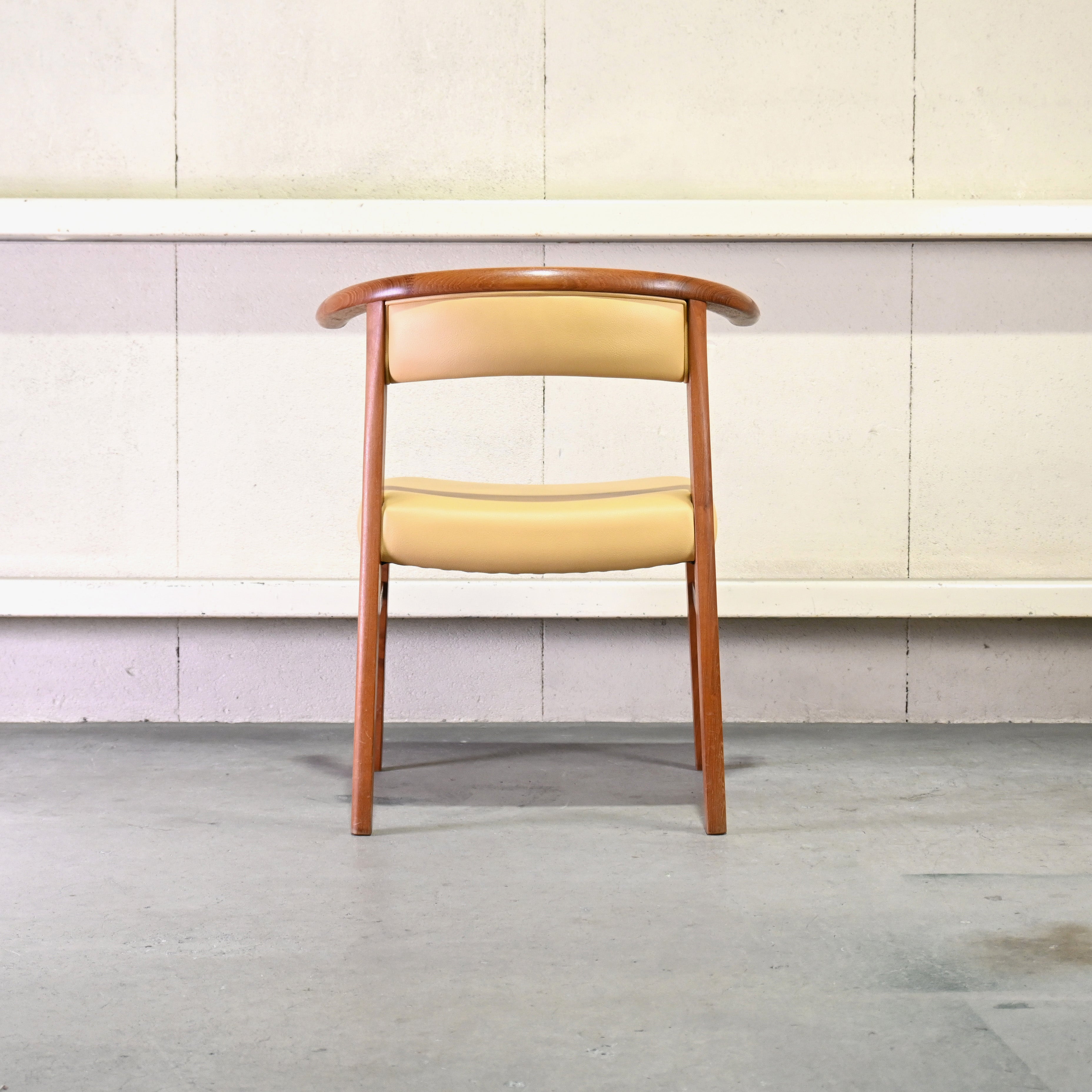 Aobayashi Seisakujyo Teakwood Arm Dining chair Japan vintage Scandinavian design / 青林製作所 チーク材 アーム ダイニングチェア ジャパンヴィンテージ 北欧デザイン