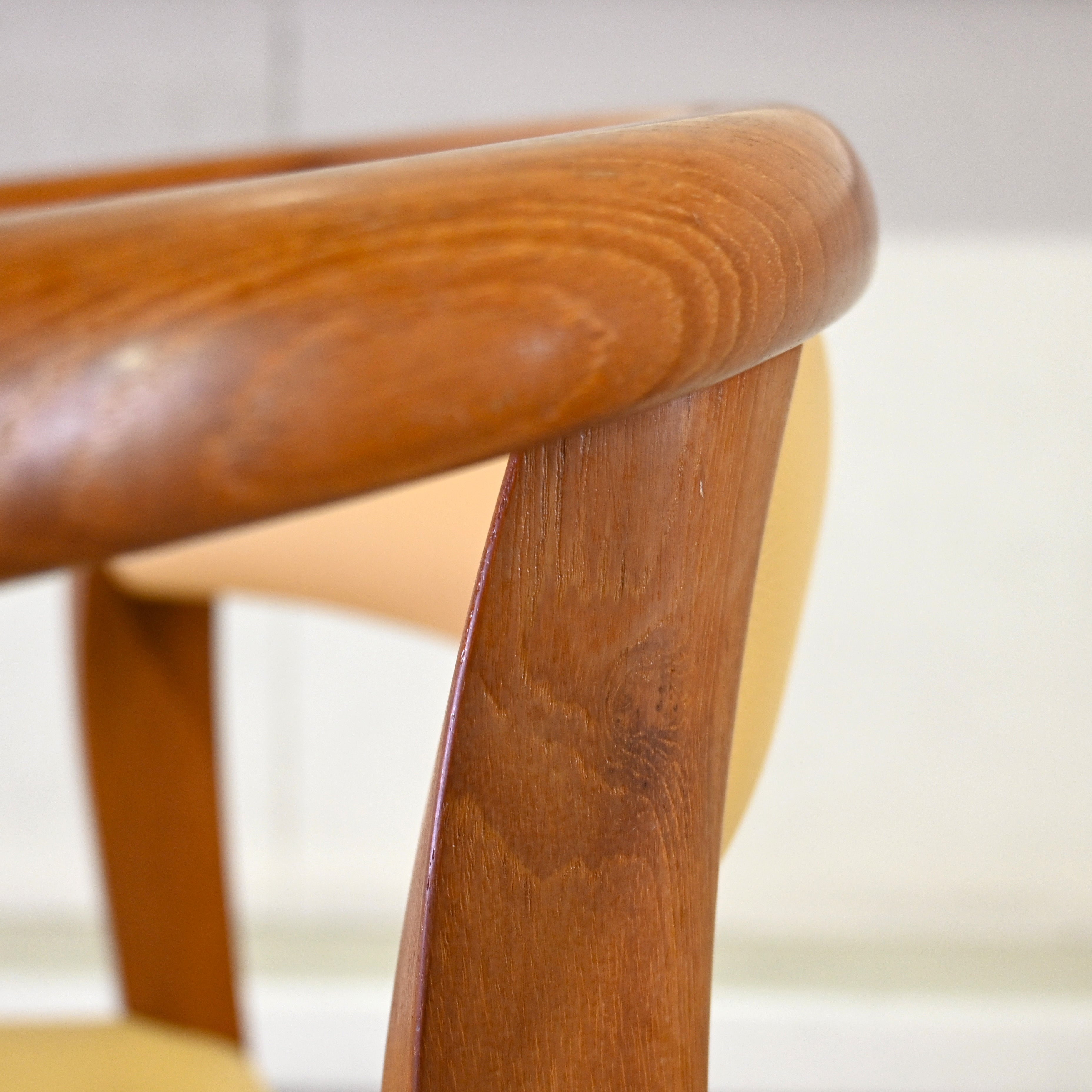 Aobayashi Seisakujyo Teakwood Arm Dining chair Japan vintage Scandinavian design / 青林製作所 チーク材 アーム ダイニングチェア ジャパンヴィンテージ 北欧デザイン