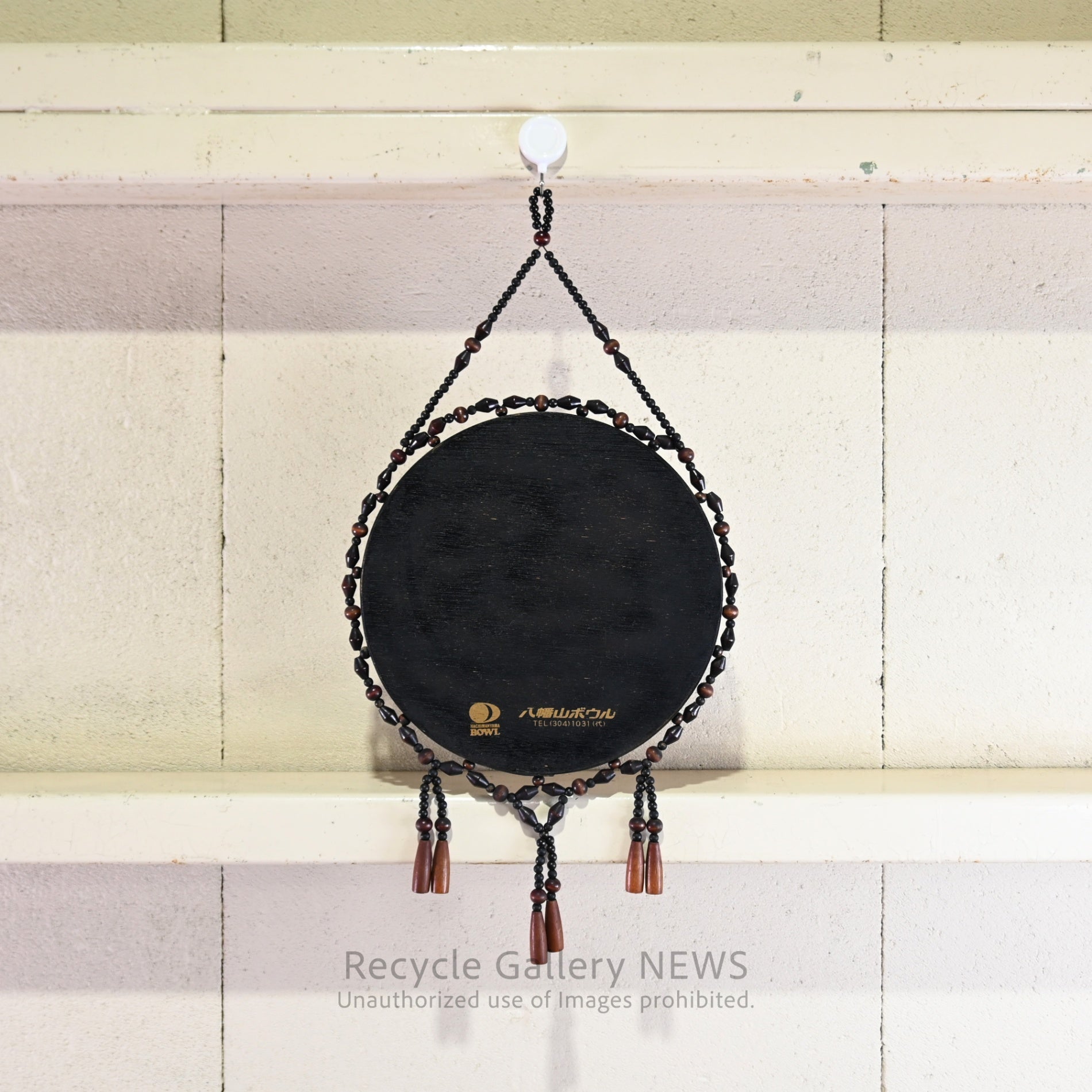 Vintage Wooden Beads Wall Mirror Showa Retro Ethnic Red Black Brown / ヴィンテージ 壁掛け ウッドビーズミラー 八幡山ボウル 昭和レトロ エスニック 赤 黒 茶
