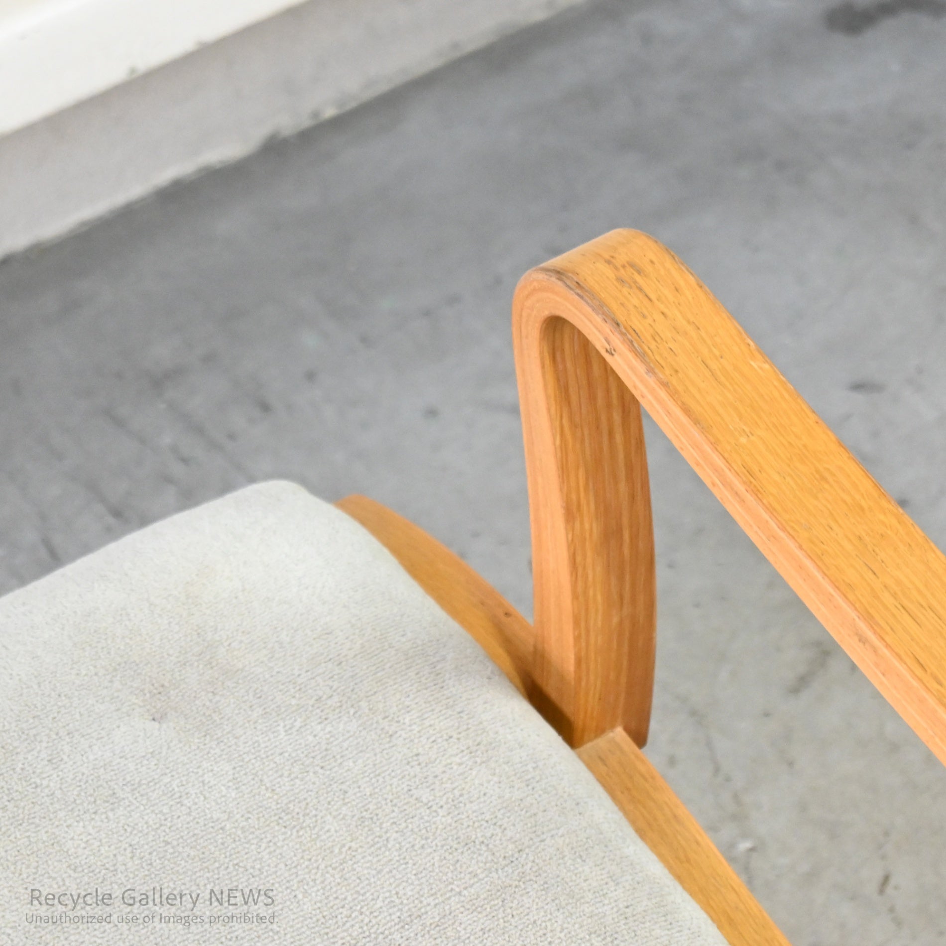 Discontinued Tendo Mokko "Heron" Low Back Chair by Mitsumasa Sugasawa Japanese Modern Masterpiece / 天童木工 ヘロン ローバックチェア 廃盤 日本 モダンデザイン 菅澤光政 傑作