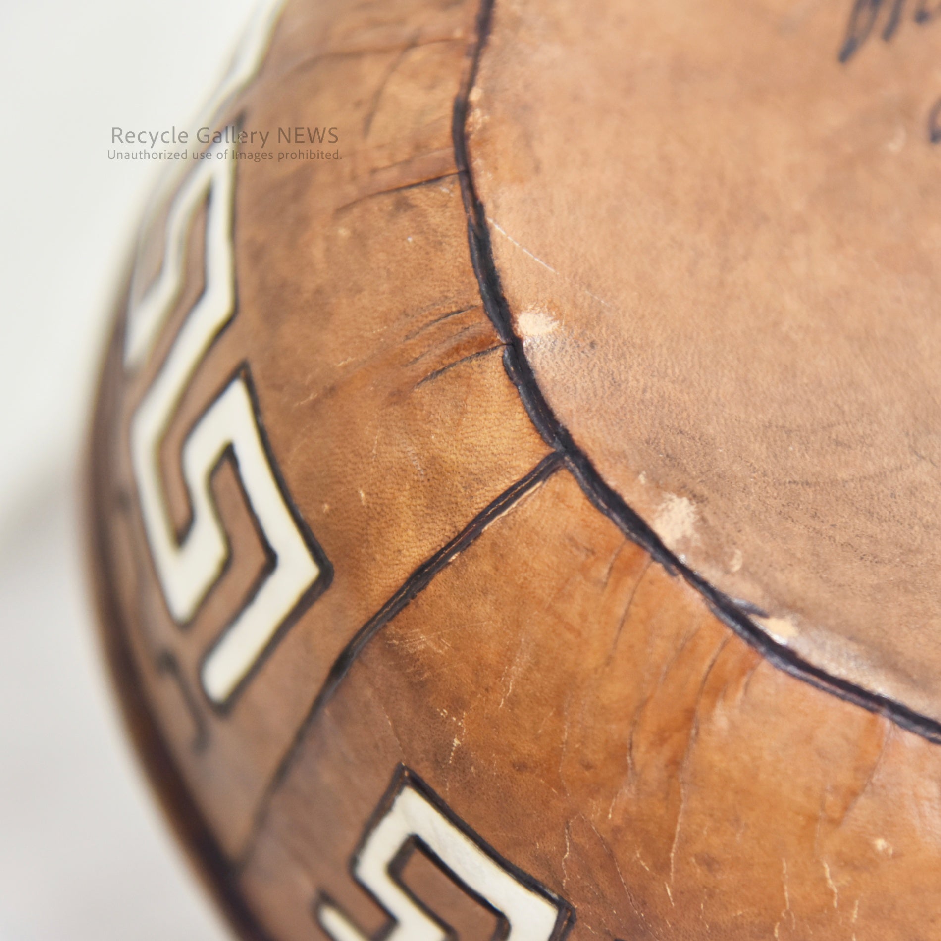 Leather cover Ceramic bowl Brazil Fork art Midcentury / 陶器 レザーカバー ボウル ブラジル製 フォークアート ミッドセンチュリー
