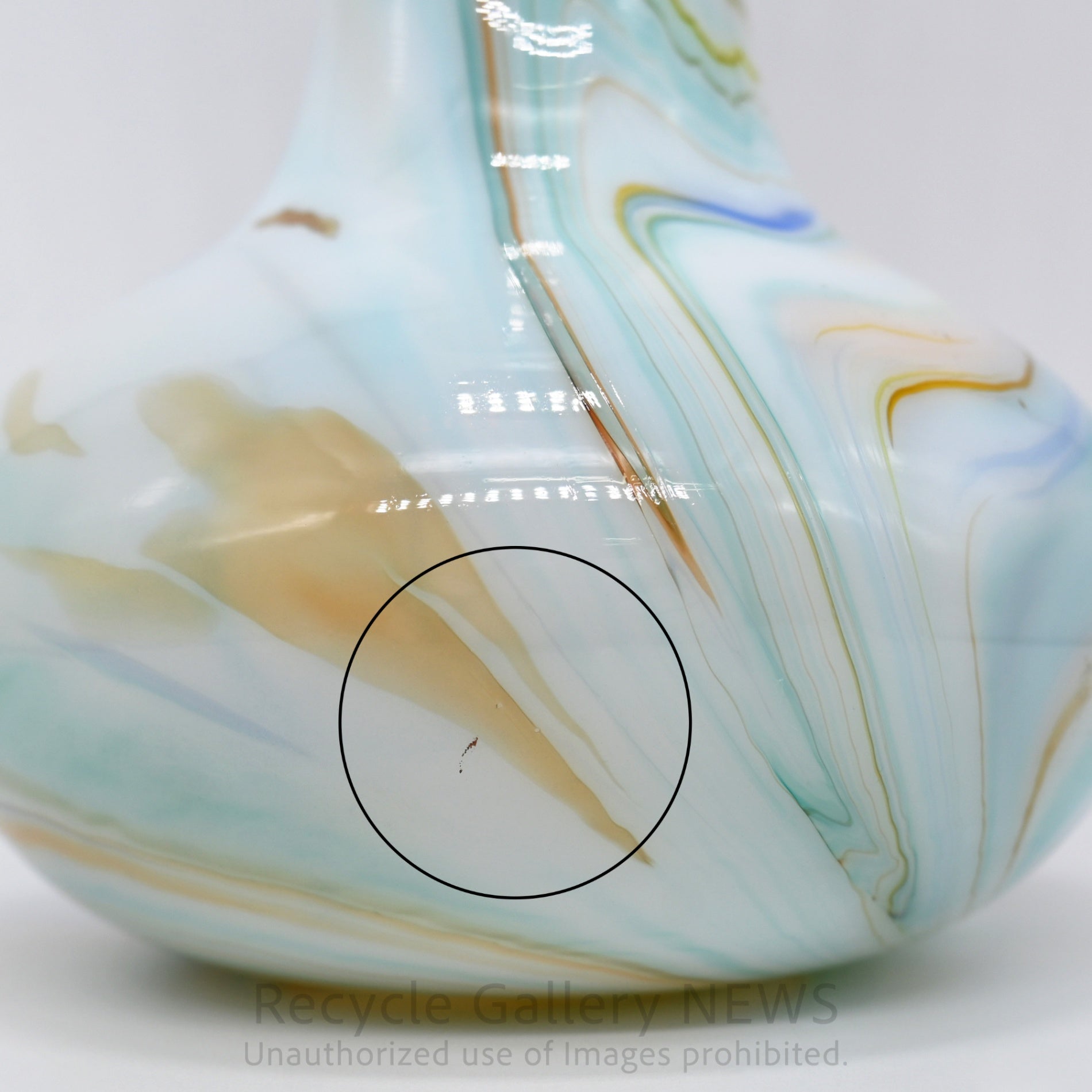 Milky Marble Glass Vase Retro Modern Art Glass / ミルキー マーブル ガラス フラワーベース 花瓶 乳白色 レトロモダン アートガラス