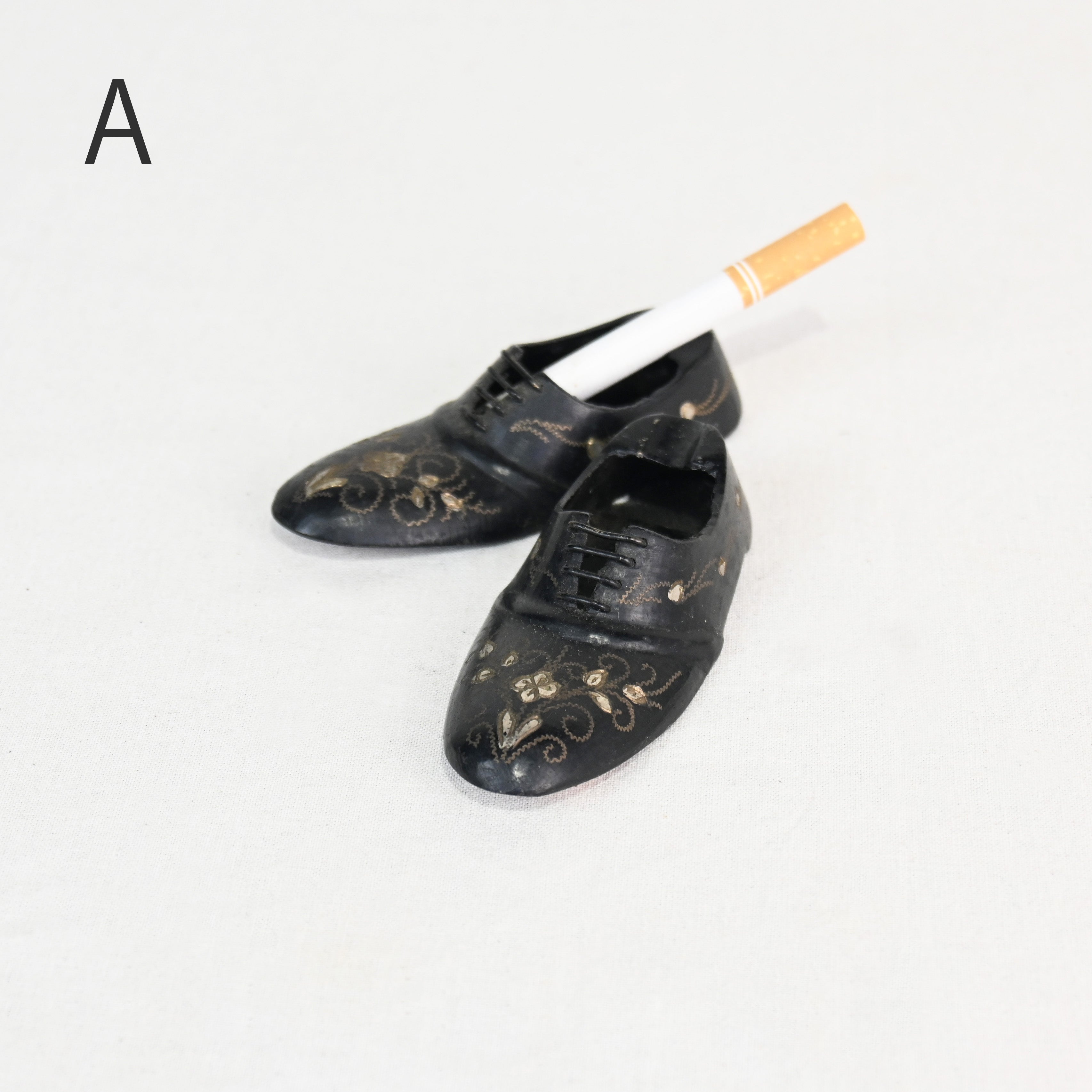 Indian vintage Brass Shoes Ash tray / インド ヴィンテージ 真鍮 灰皿 革靴