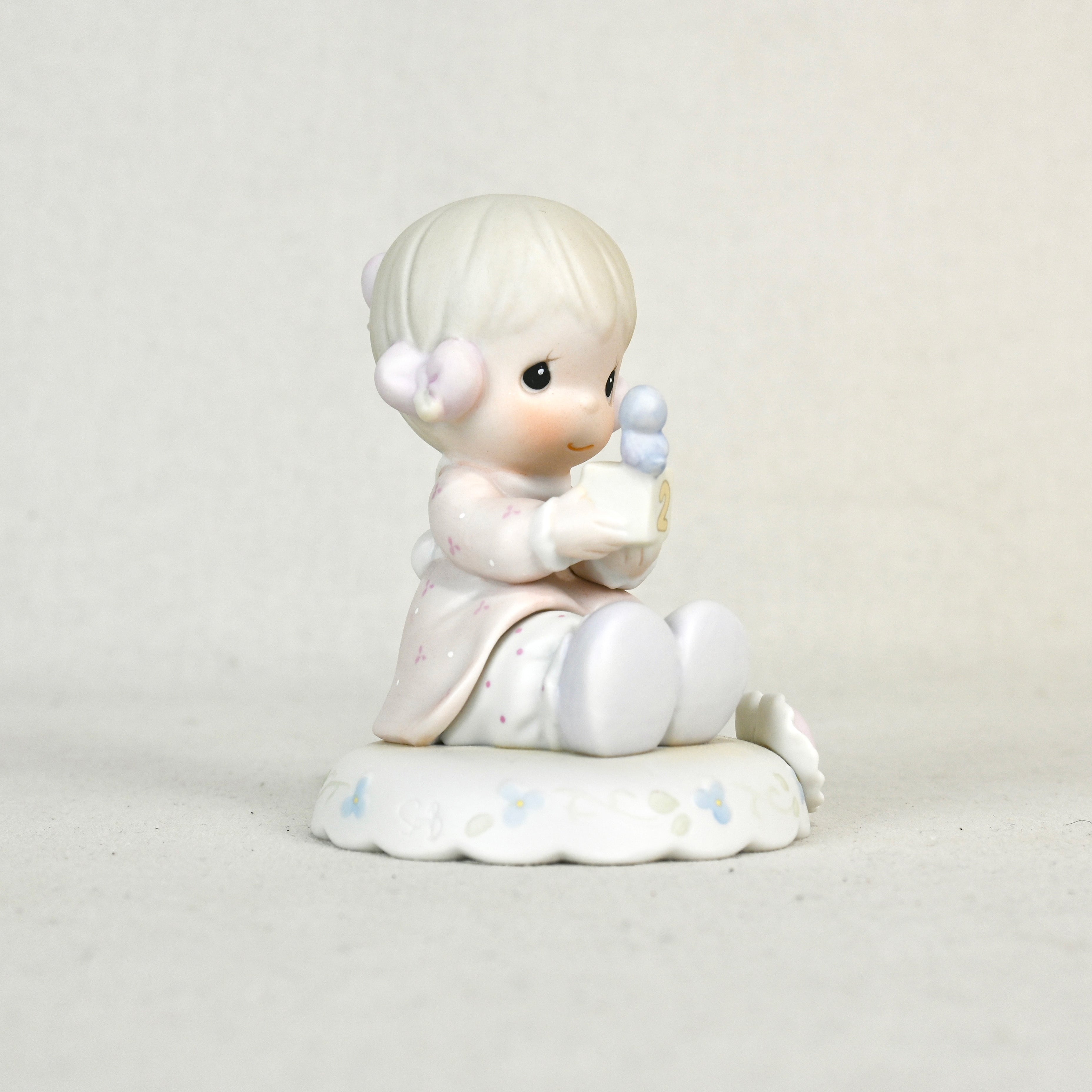 ENESCO Precious Moments Growing In Grace Bisque doll / エネスコ プレシャスモーメンツ グローイング イン グレース ビスクドール