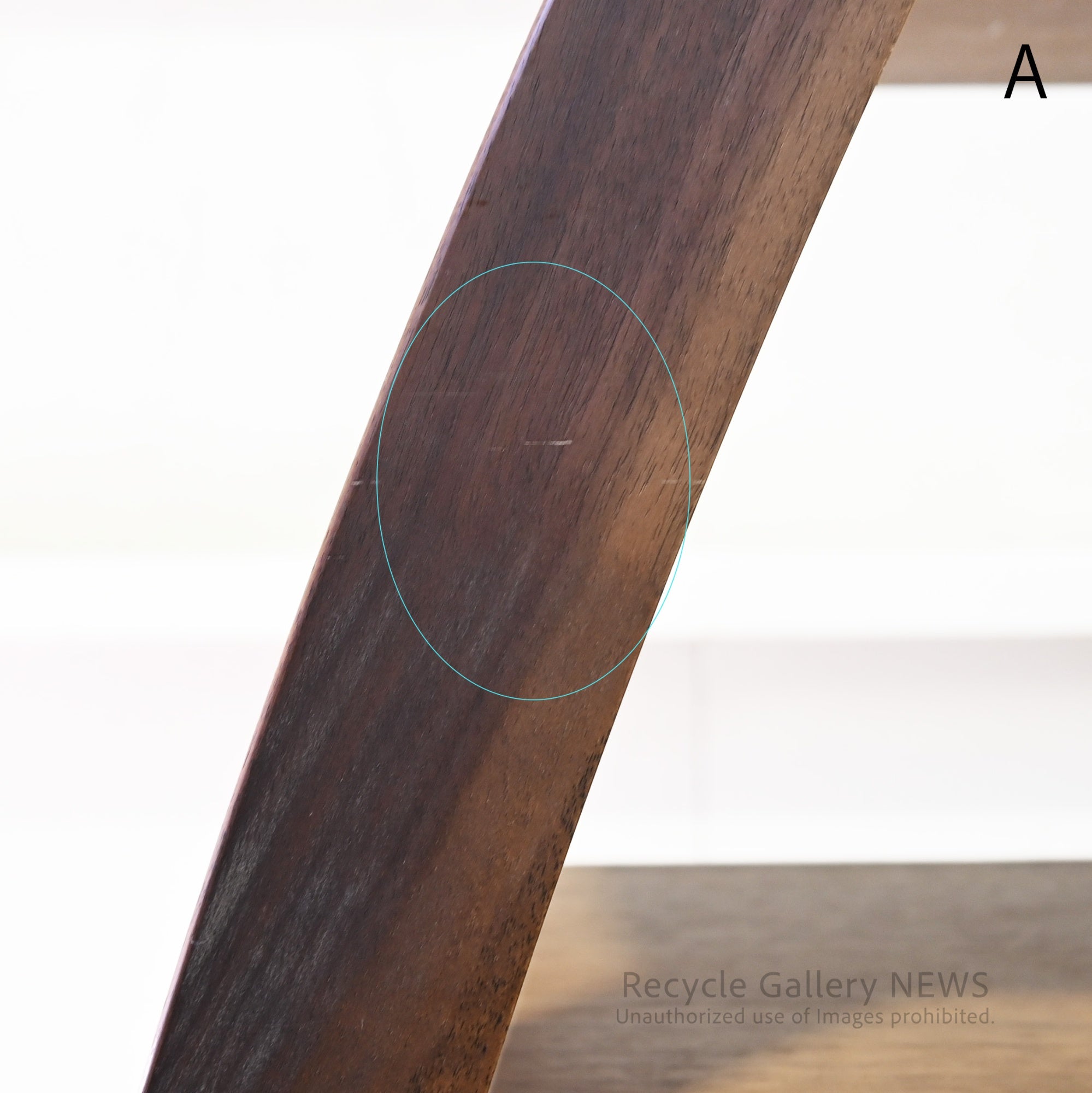 Maruyoshi Mingei Furniture DEEP Series Moon Shelf in Walnut Japanese Craftsmanship Moon Viewing  / マルヨシ民芸家具 ディープシリーズ ムーンシェルフ ウォールナット 職人技 お月見 和家具
