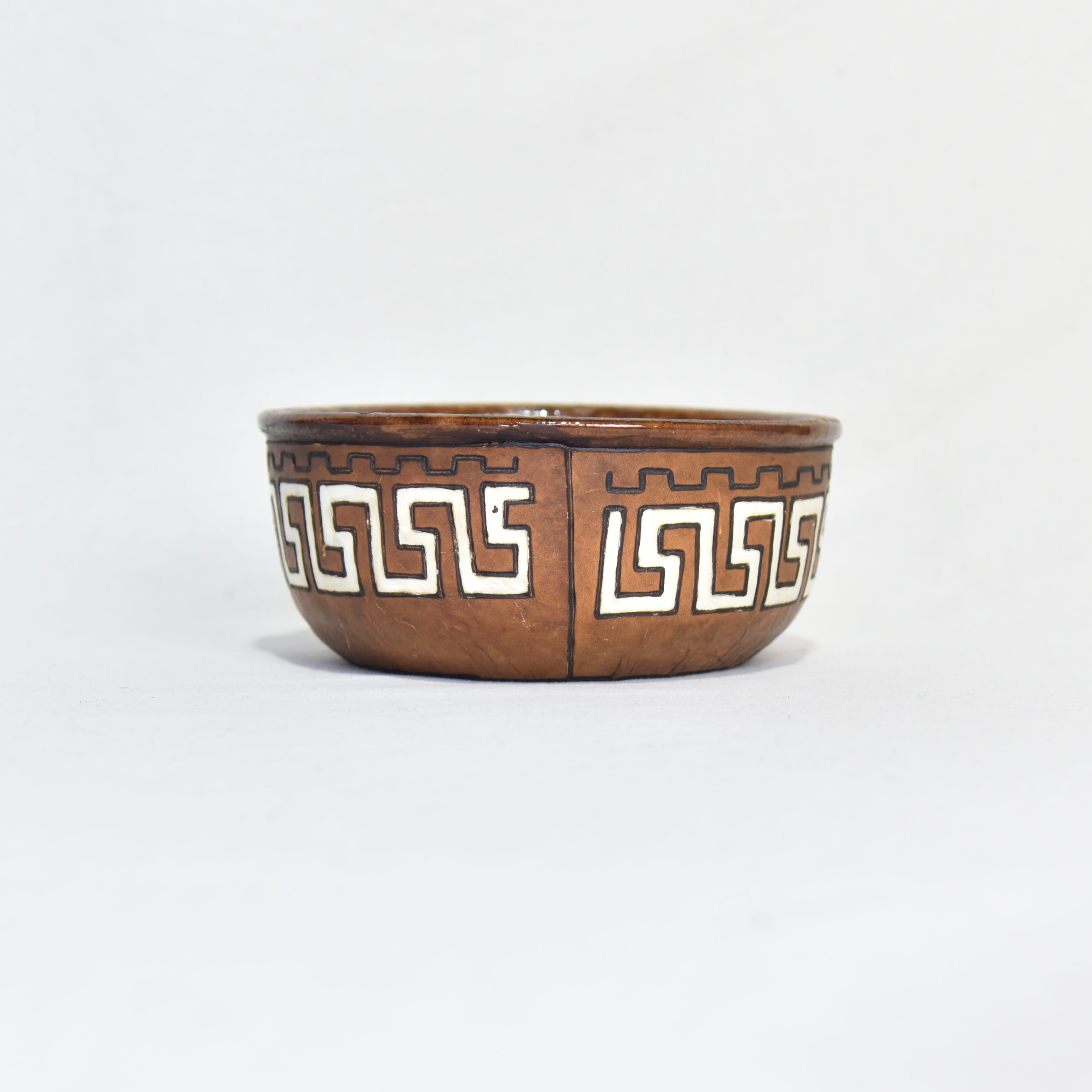 Leather cover Ceramic bowl Brazil Fork art Midcentury / 陶器 レザーカバー ボウル ブラジル製 フォークアート ミッドセンチュリー