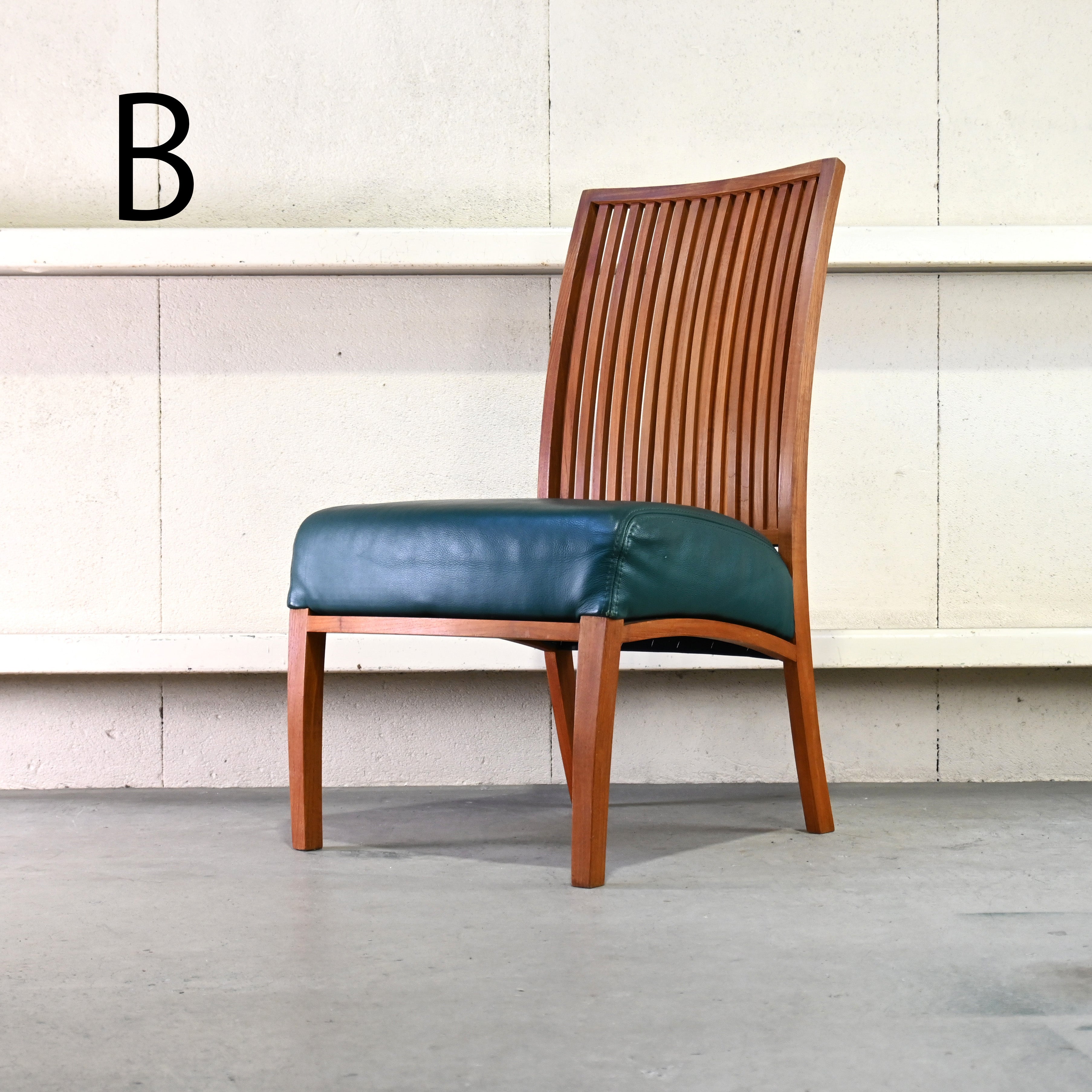 BC Kobo Teakwood × Leather Lounge chair Japanese modern Scandinavian design [A] Brick red [B] Green / BC工房 チーク材 × リアルレザー ラウンジチェア ジャパニーズモダン 北欧デザイン [A] ブリックレッド [B] グリーン