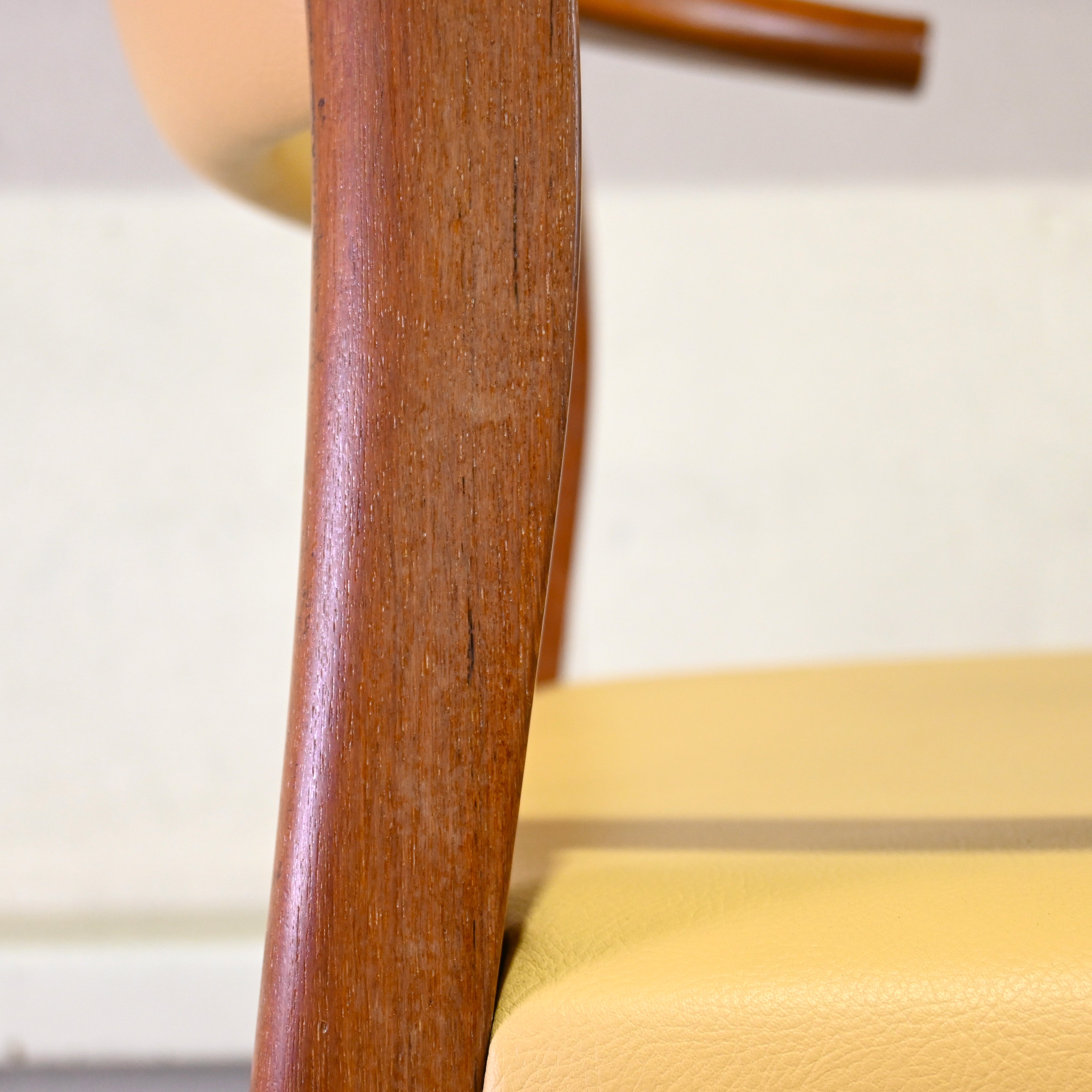 Aobayashi Seisakujyo Teakwood Arm Dining chair Japan vintage Scandinavian design / 青林製作所 チーク材 アーム ダイニングチェア ジャパンヴィンテージ 北欧デザイン