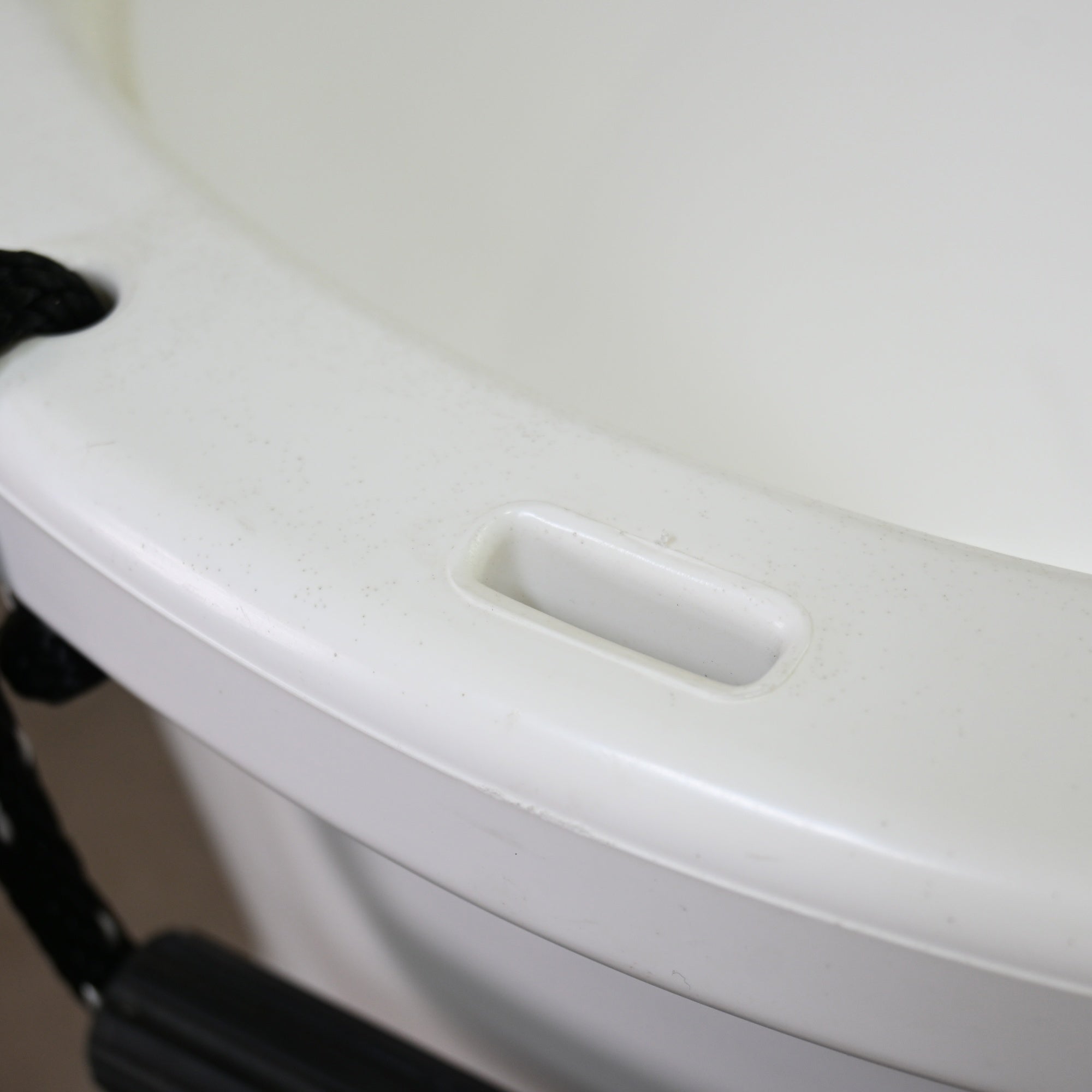 YETI Tank 45 Ice Cooler Bucket Cooler Box Outdoor Cooling USA / イエティ タンク45　アイスクーラーバケツ クーラーボックス アウトドア アメリカ