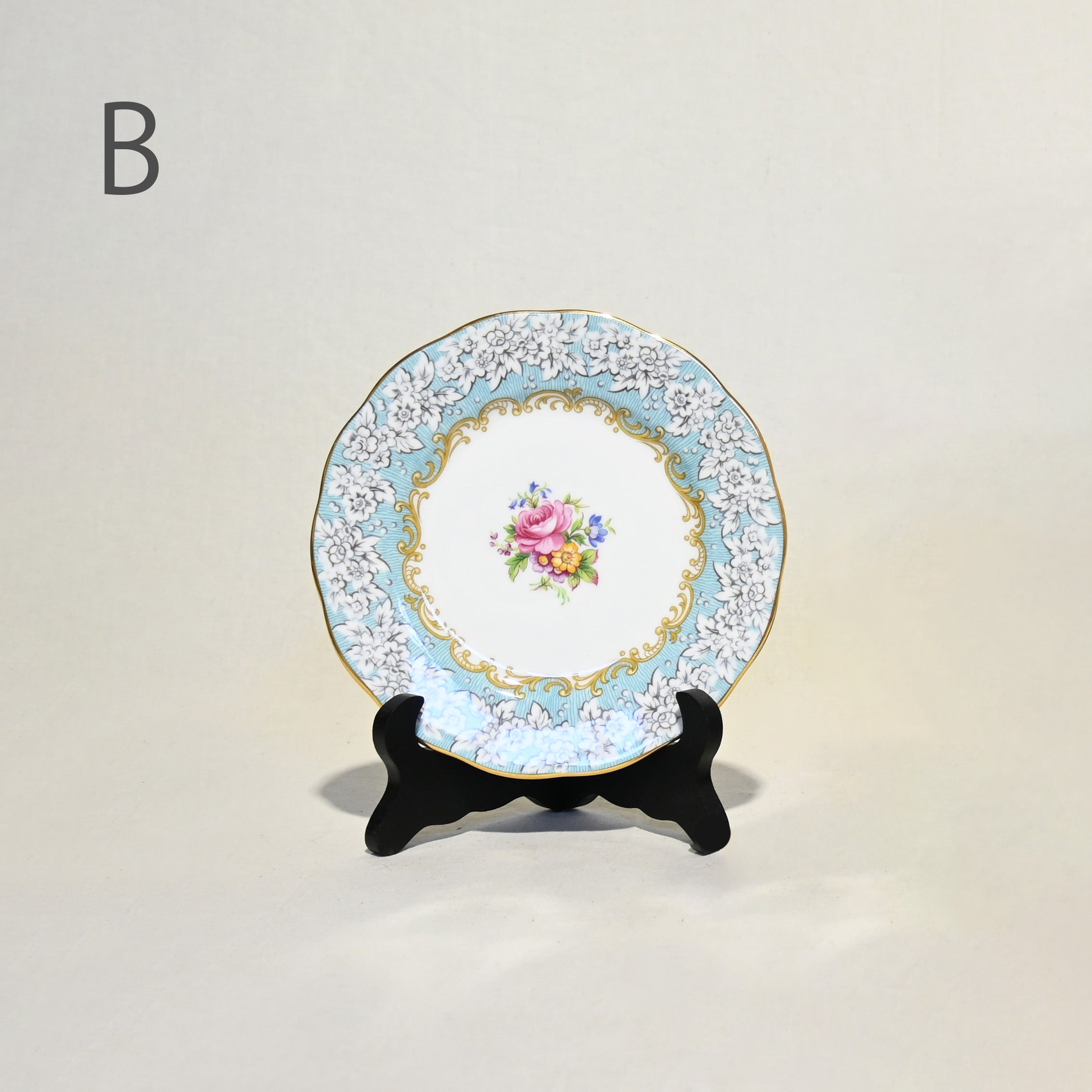 ROYAL ALBERT BB plate Cake plate  Enchantment Light blue UK / ロイヤルアルバート ブレッド＆バタープレート ケーキプレート エンチャントメント 水色 イギリス