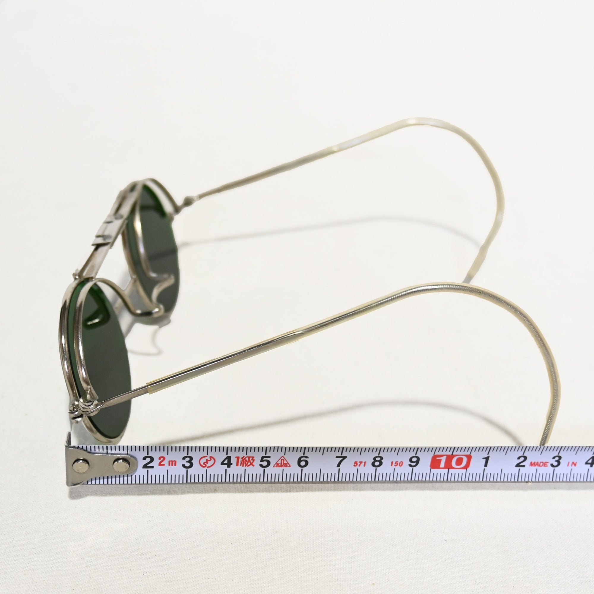 Vintage Sunglasses Flip-up Clip-on Cable temple Retro Unique / ヴィンテージサングラス 跳ね上げ式 クリップオン ケーブルテンプル レトロ ユニーク