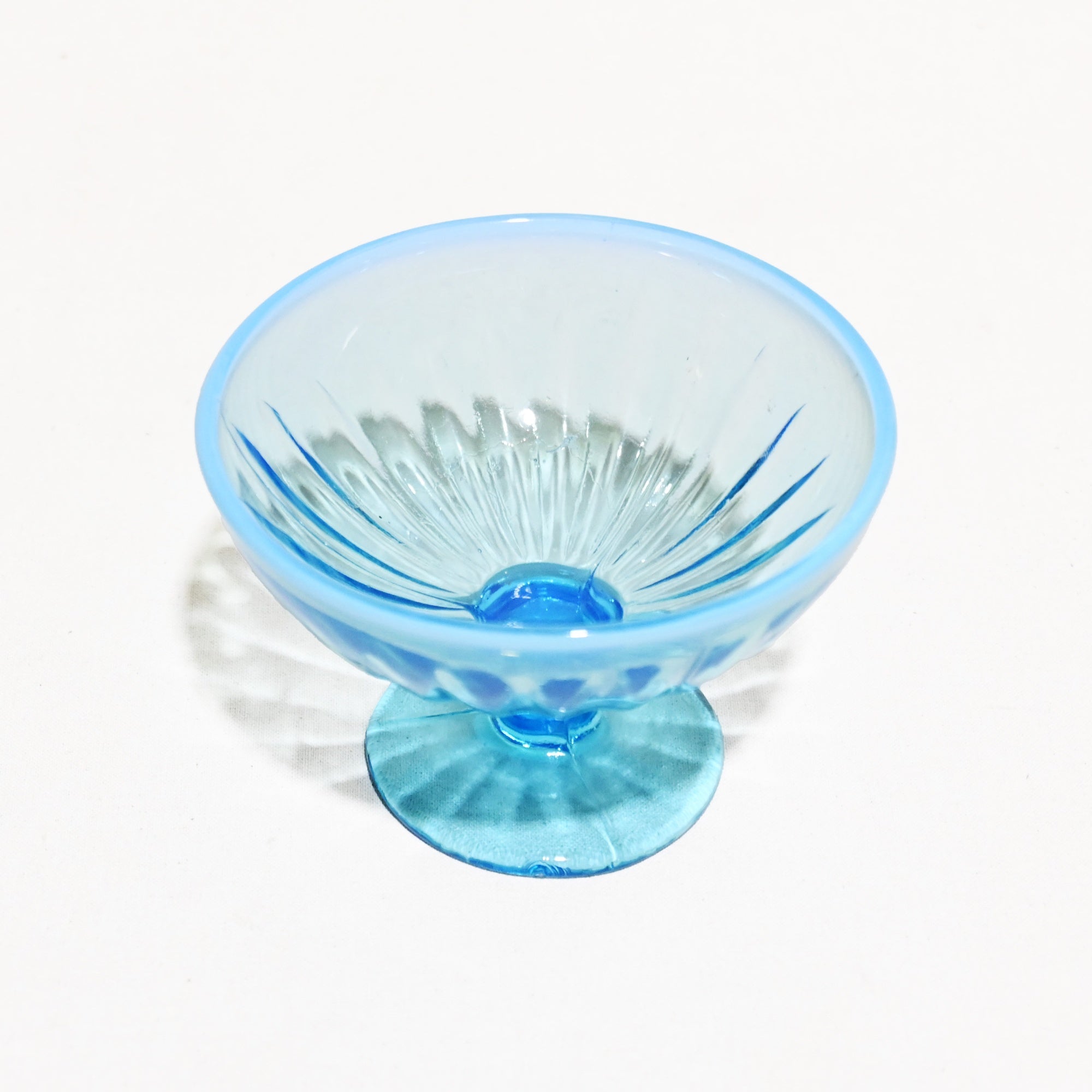 Vintage Press Glass Japanese Glass Ice Cup Hawaiian Blue Color Retro / ヴィンテージ プレスガラス 和ガラス 氷コップ 水色 ハワイアンブルー レトロ