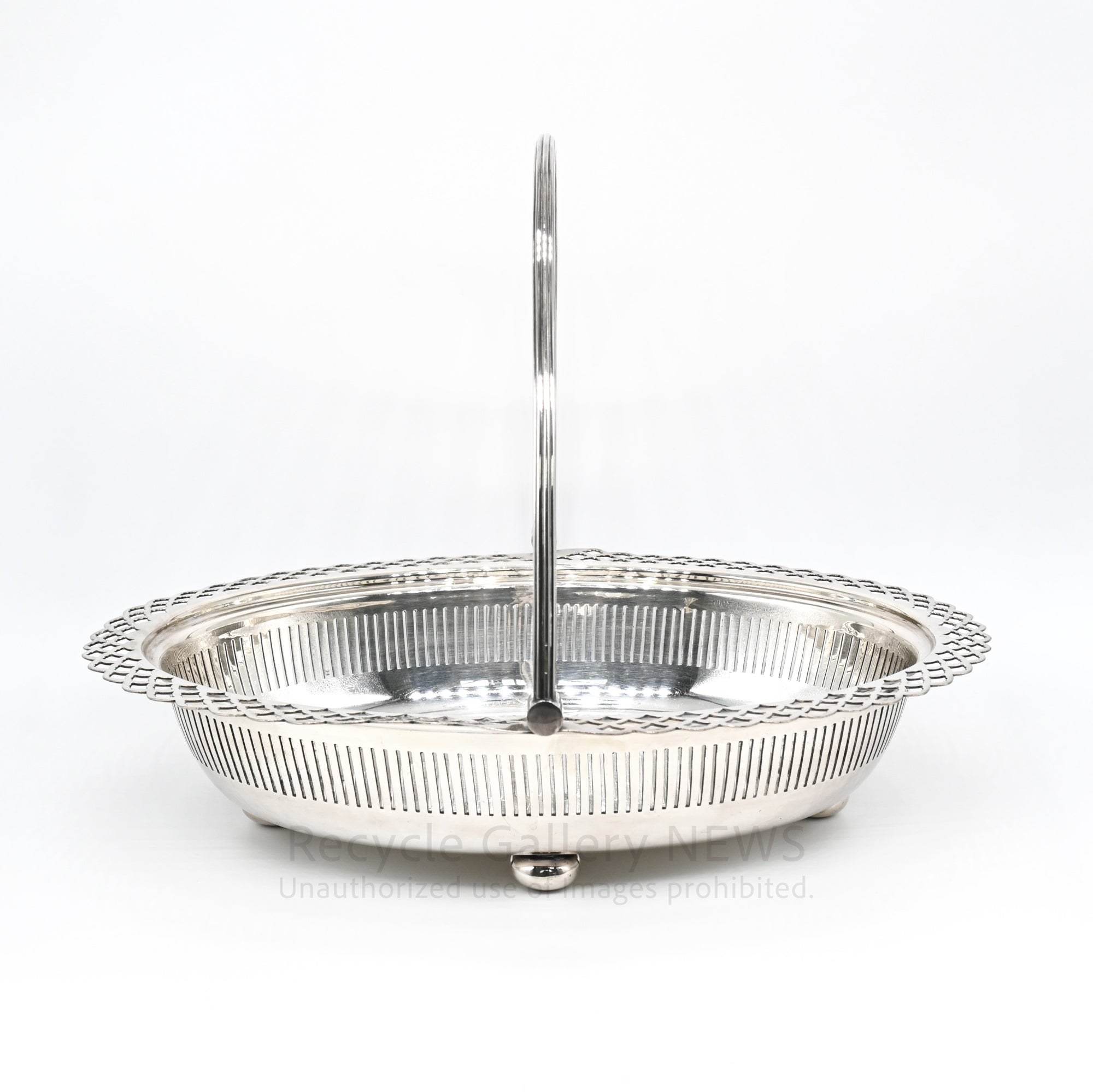 Harrods English Silver Plated Oval Serving Basket / ハロッズ アンティーク 銀メッキ オードブルバスケット 英国雑貨 サービングトレイ 菓子入れ シルバー
