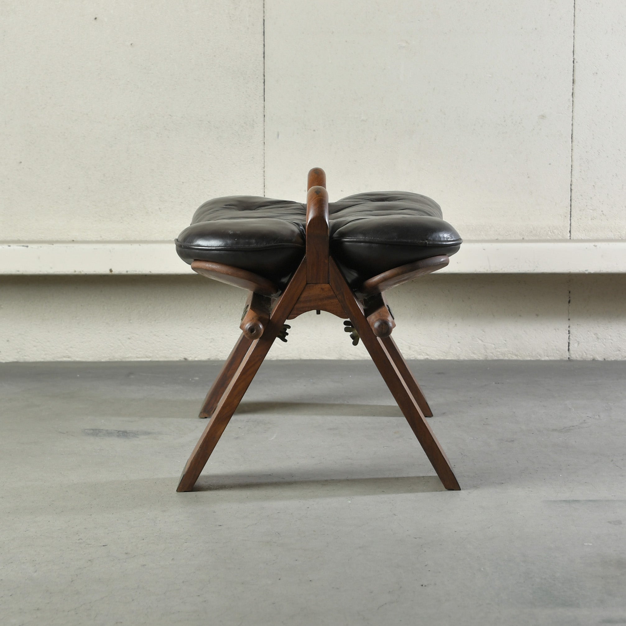 Camel chair Asian Ethnic stool Pakistan Vintage / キャメルチェア エスニック 椅子 スツール 真鍮 象嵌 ビンテージ