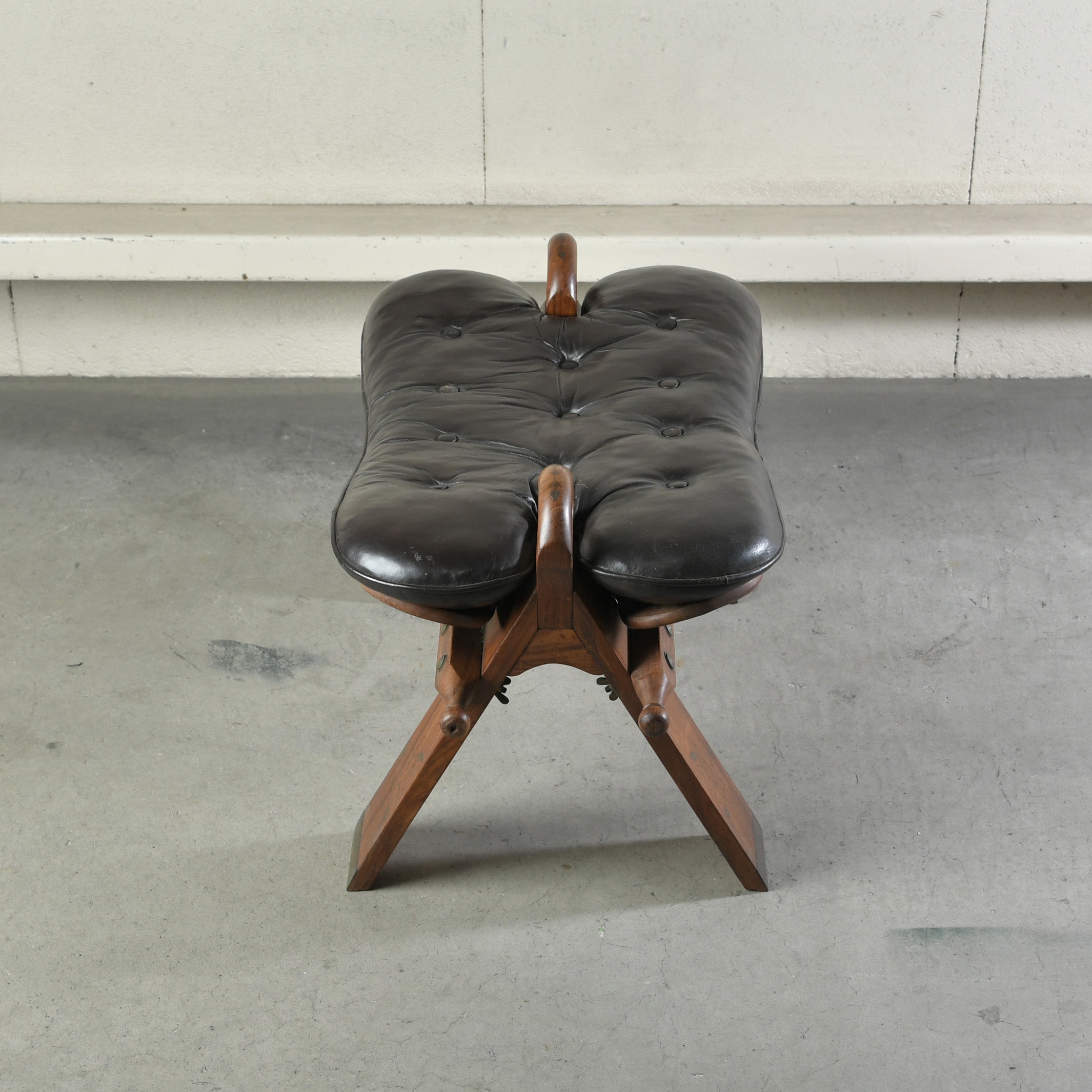 Camel chair Asian Ethnic stool Pakistan Vintage / キャメルチェア エスニック 椅子 スツール 真鍮 象嵌 ビンテージ