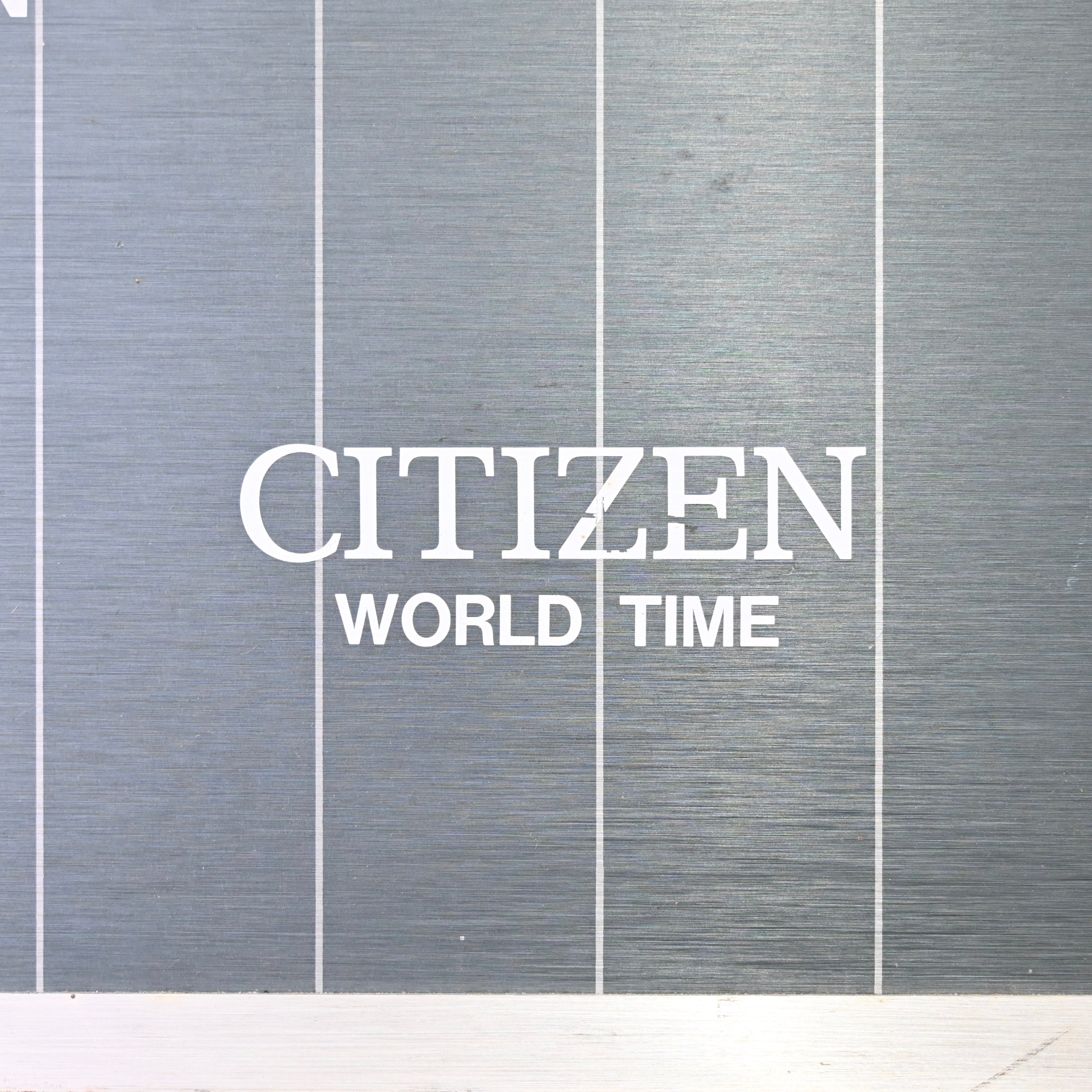 CITIZEN WORLD TIME Wall clock 2002's Modern design / シチズン ワールドタイム 置き時計 2002年製 モダンデザイン