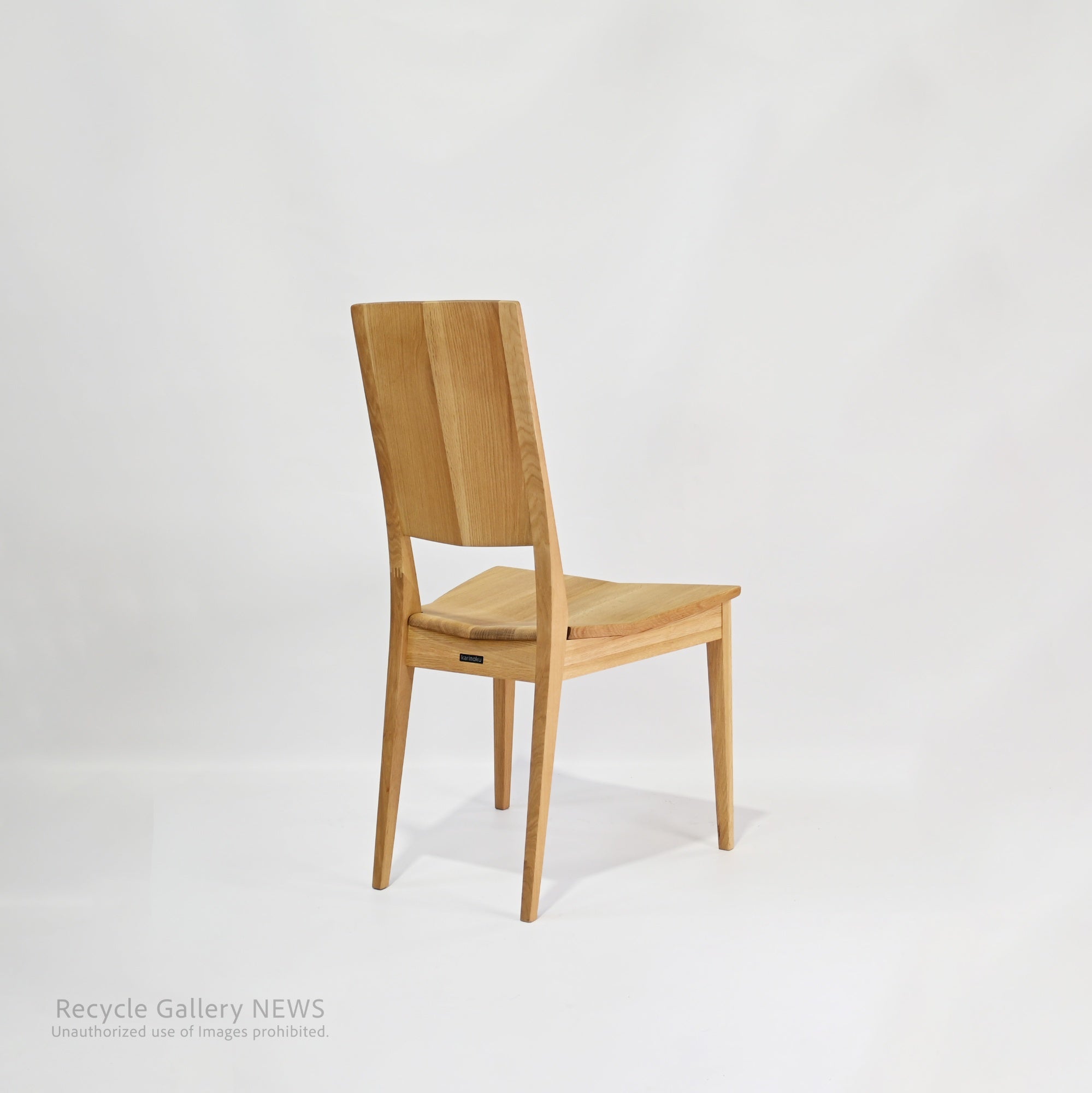 Karimoku New Standard 2-Seater Solid Wood Dining Table Minimalist Scandinavian Inspired Japan /　 カリモク 2Pダイニングセット 日本 ニュースタンダード 無垢材 北欧テイスト ミニマル