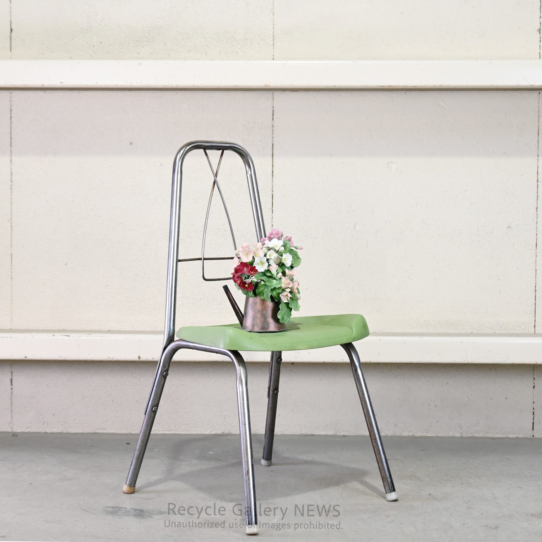 Vintage chair Green Industrial Retro Classic / 椅子 ヴィンテージチェア インダストリアル レトロ 緑 クラシック グリーン