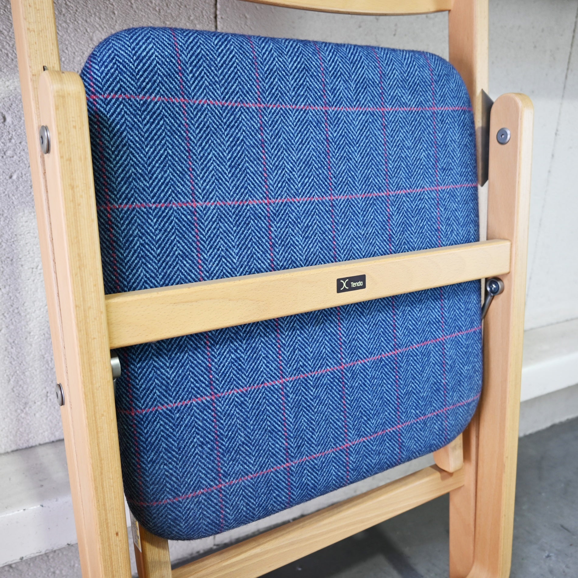 Tendo Folding chair T-3229WB-NT Japan Molded plywood / 天童木工 フォールディングチェア 折りたたみ椅子 廃盤シート張地布 日本 成形合板 木材