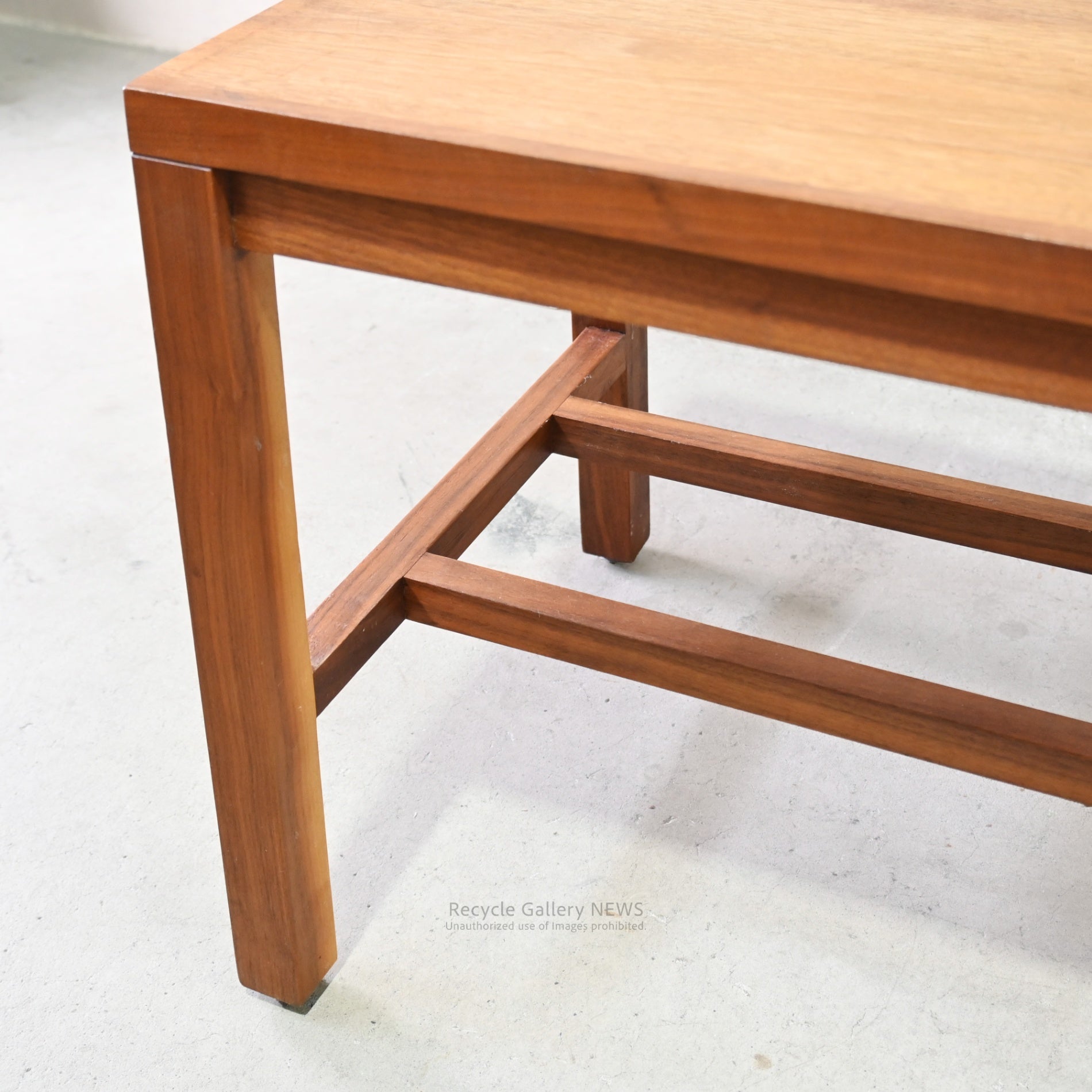 dix design+architecture Tomoko Bench Architectural Solid Wood Bench Scandinavian Modern /  ディックスデザイン アークテクチャー トモコベンチ 建築的 北欧モダン 無垢材