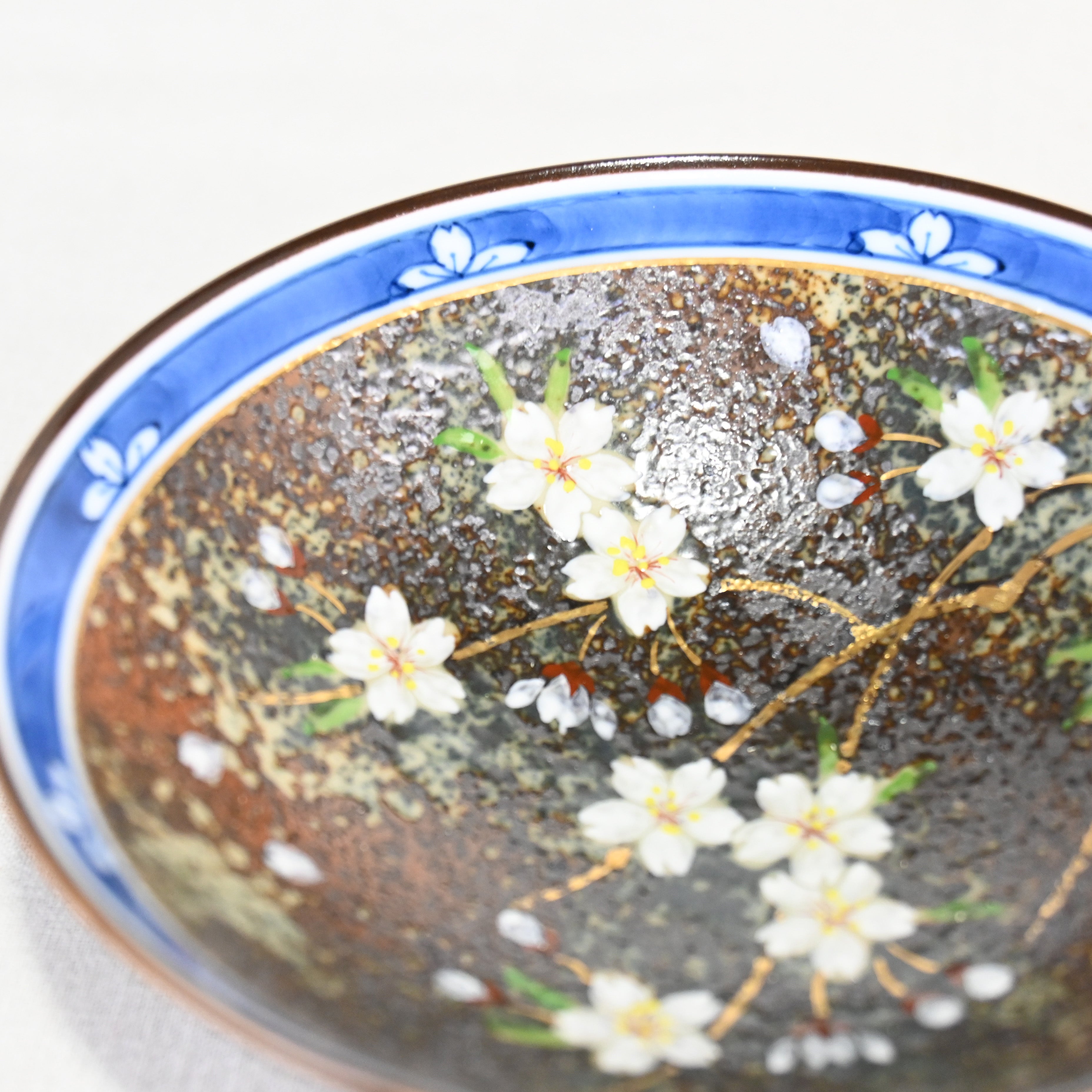 伝作窯 桜 絵盛皿 箱付き  茶碗 小皿 / Densaku-kiln blossom Plate Japanese bowl