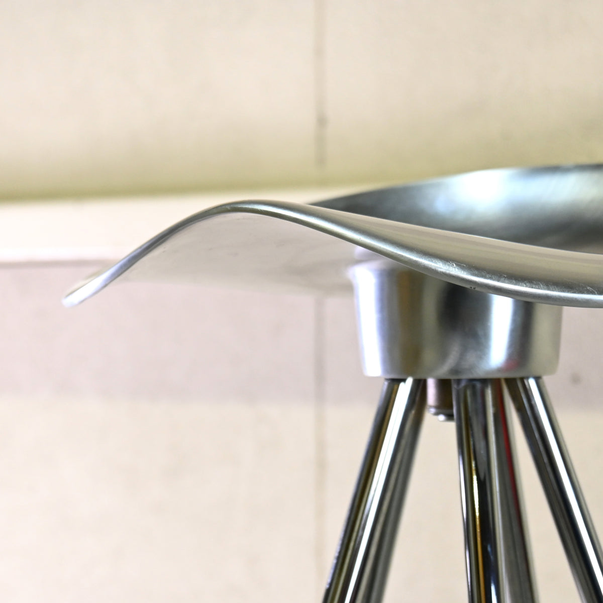 AMAT-3 Pepe Cortes NICHIESU Jamaica stool Spanish modern design 