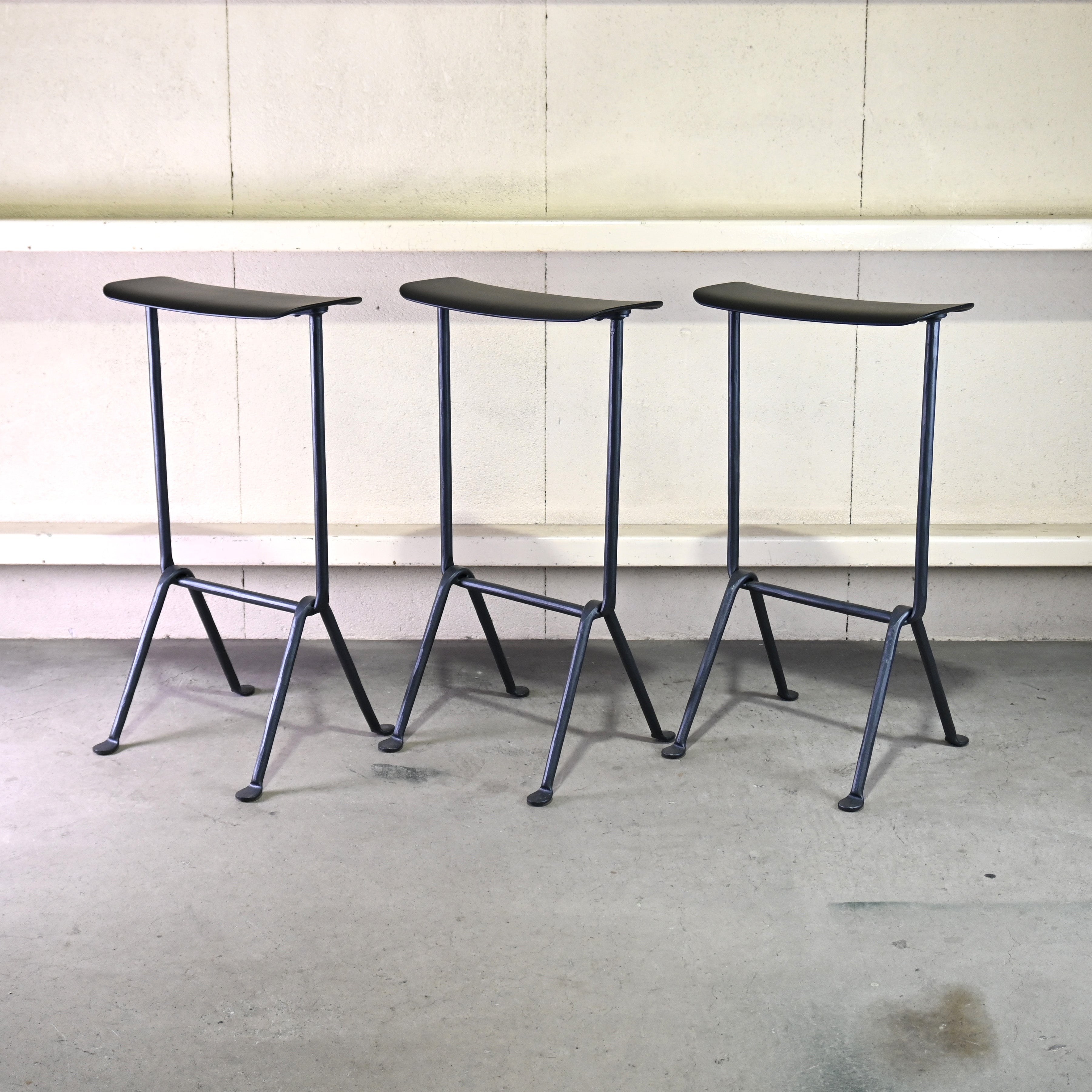 MAGIS Officina stool Ronan & Erwan Bouroullec Industrial Italian modern design / マジス オフィチーナ スツール ロナン エルワン ブルレック インダストリル イタリアンモダンデザイン