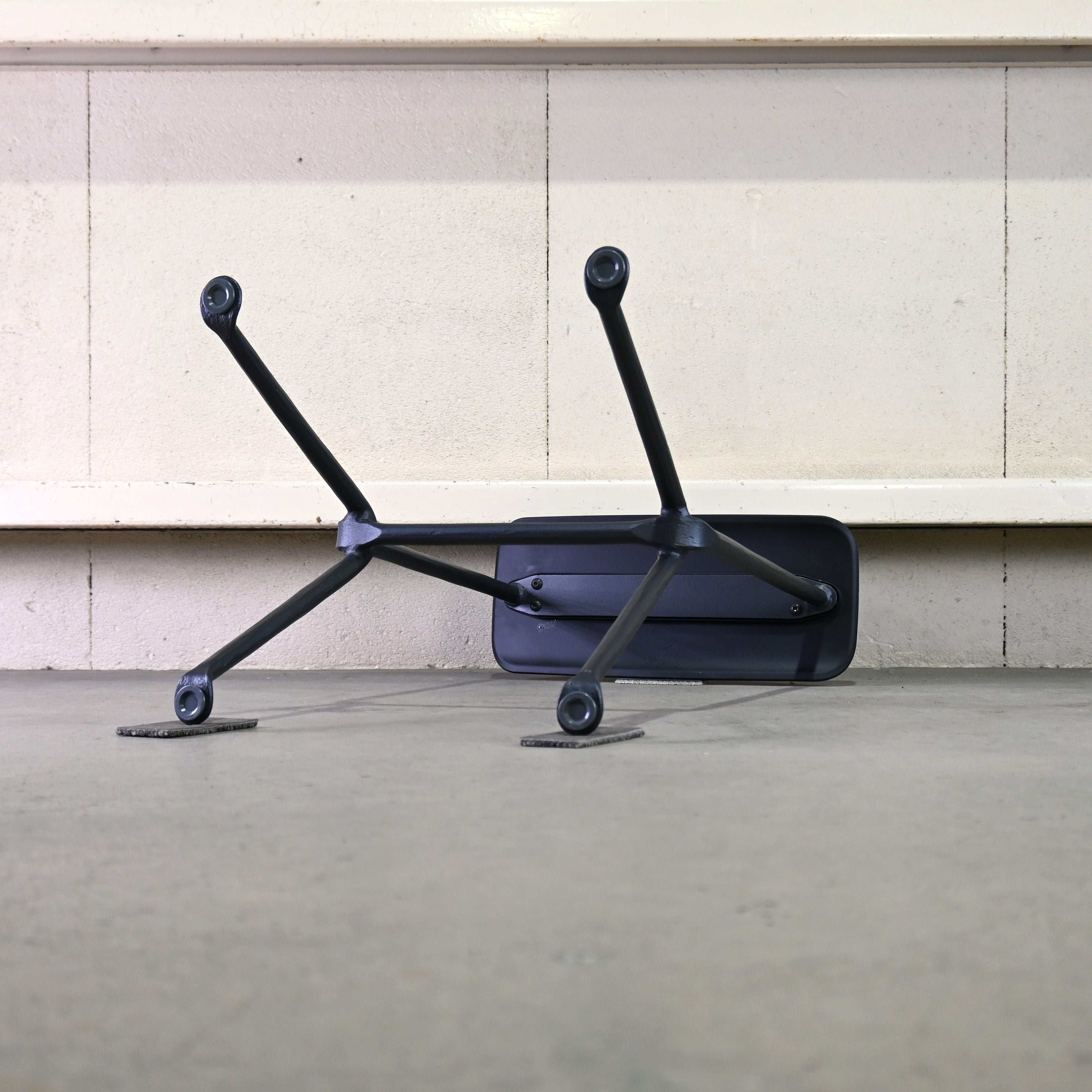 MAGIS Officina stool Ronan & Erwan Bouroullec Industrial Italian modern design / マジス オフィチーナ スツール ロナン エルワン ブルレック インダストリル イタリアンモダンデザイン