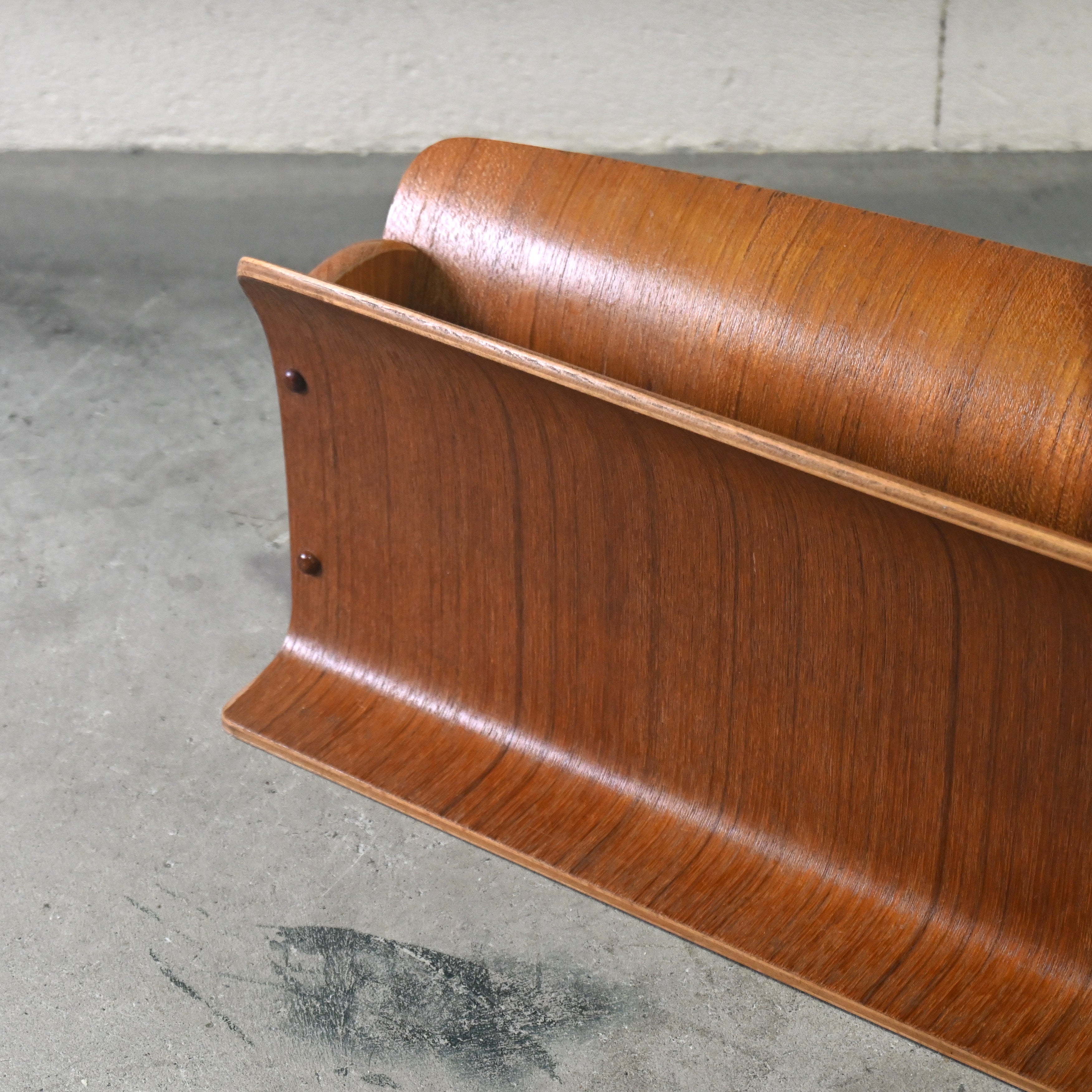 YAMAGUCHI 1970's Teak plywood Magazine rack Slipper rack Japanese modern Scandinavian design / 山口木材工芸 1970年代 チーク材 プライウッド マガジンラック スリッパラック ジャパニーズモダン 北欧デザイン
