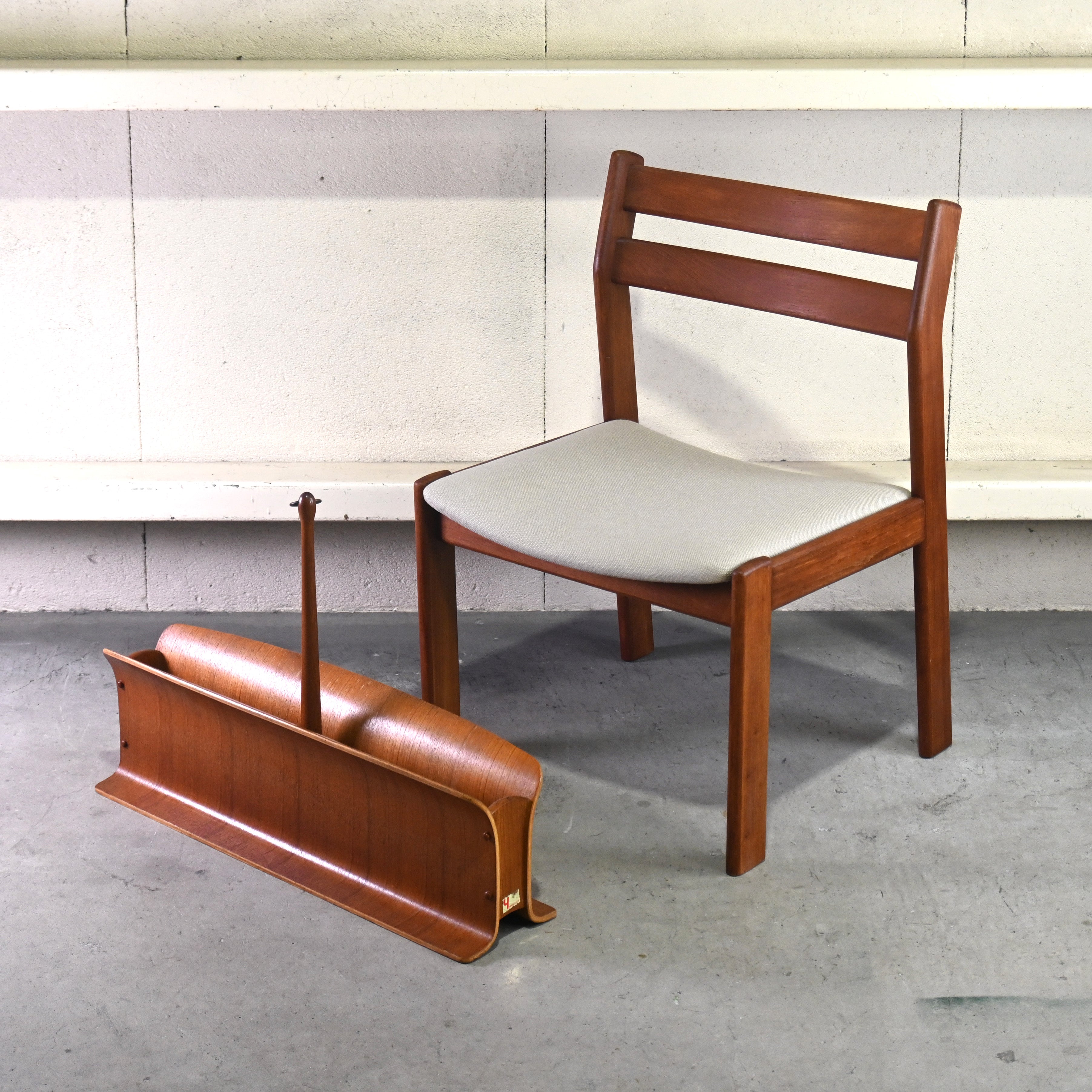 YAMAGUCHI 1970's Teak plywood Magazine rack Slipper rack Japanese modern Scandinavian design / 山口木材工芸 1970年代 チーク材 プライウッド マガジンラック スリッパラック ジャパニーズモダン 北欧デザイン