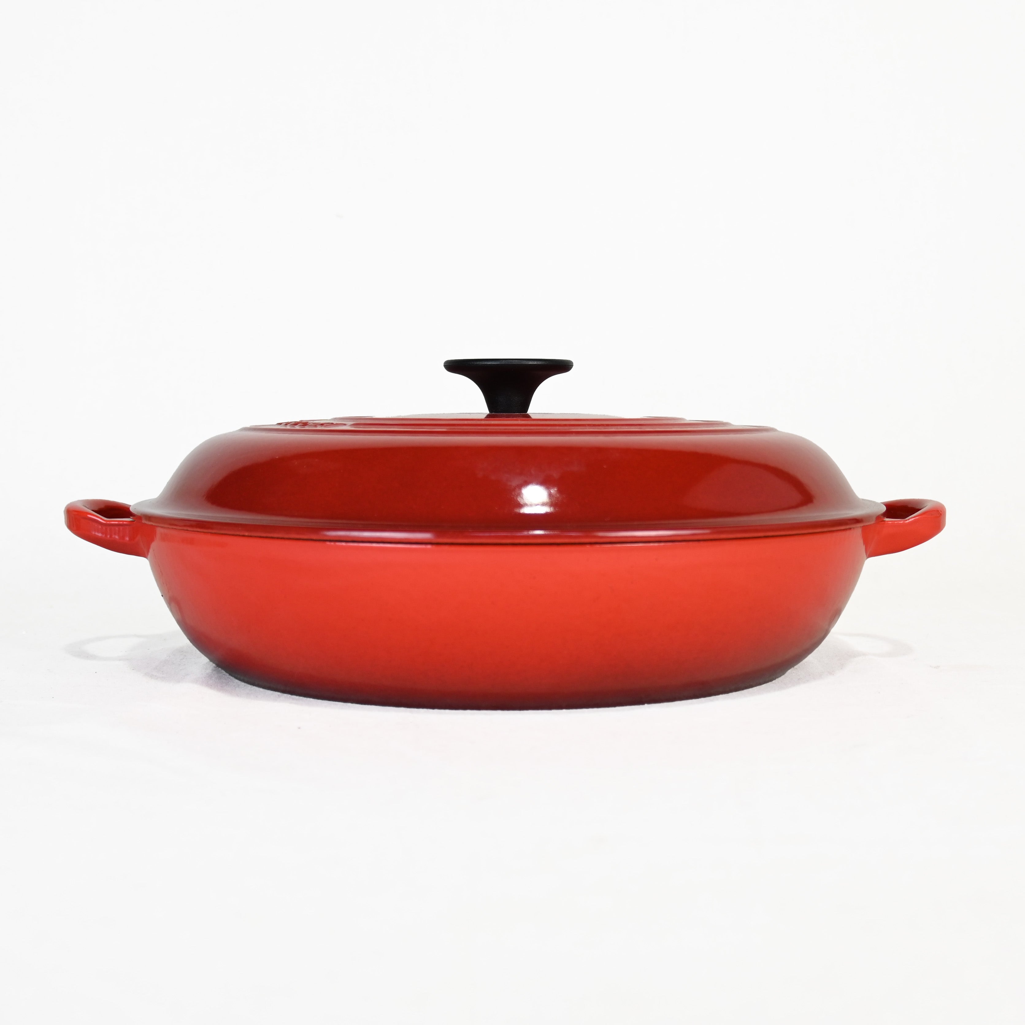 LE CREUSET Le Creuset Signature Buffet Casserole RED 30cm French Kitchen ware / ル・クルーゼ シグニチャー ビュッフェ・キャセロール 鍋 レッド フランス キッチンツール