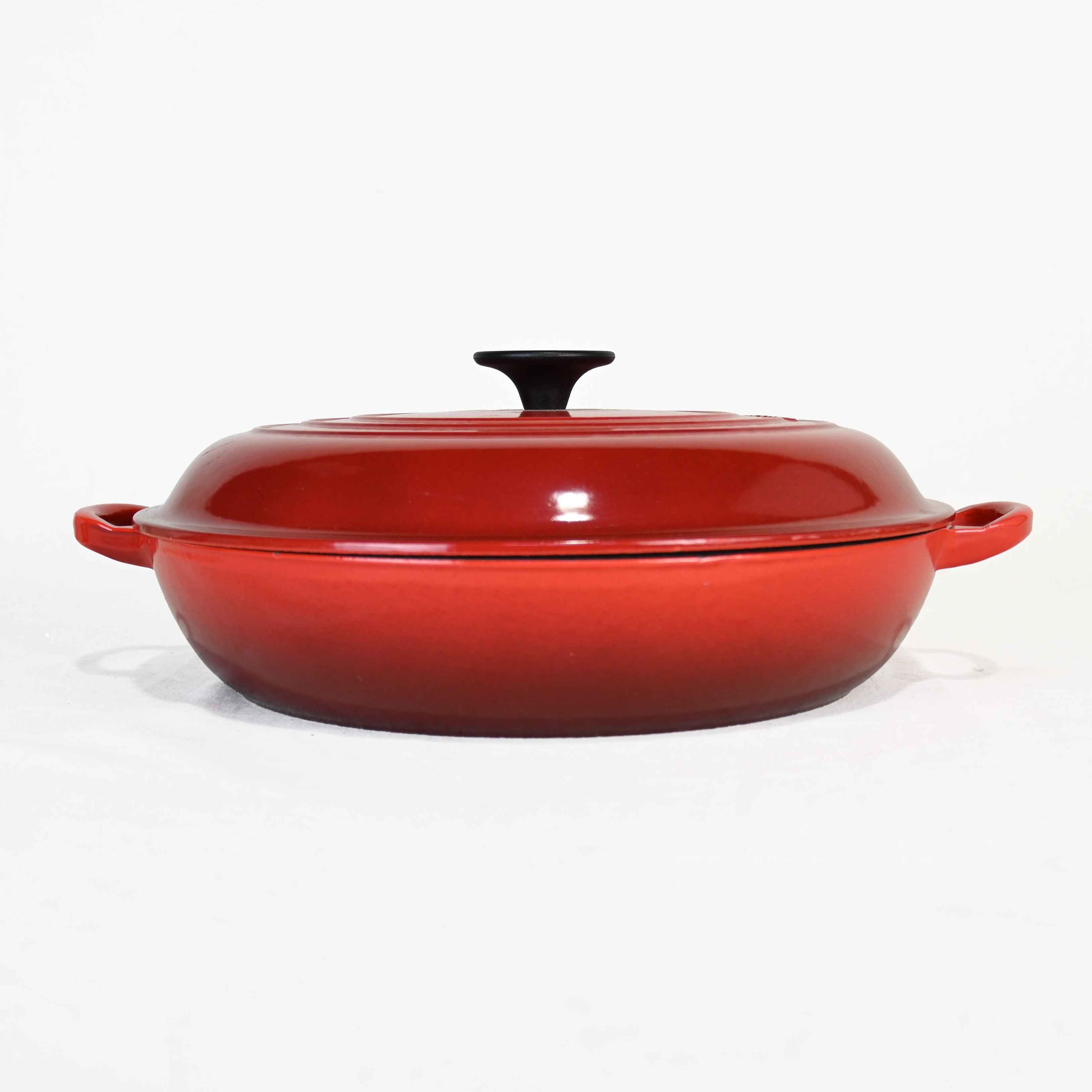 LE CREUSET Le Creuset Signature Buffet Casserole RED 30cm French Kitchen ware / ル・クルーゼ シグニチャー ビュッフェ・キャセロール 鍋 レッド フランス キッチンツール